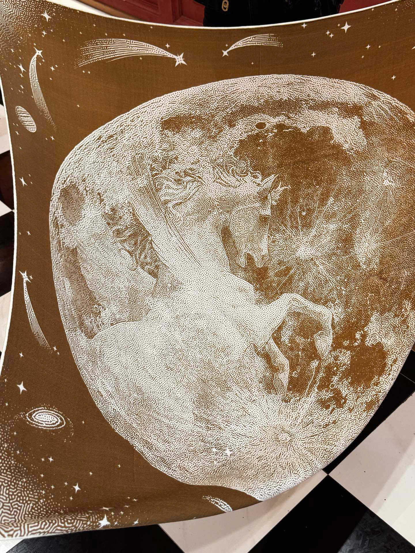  HERMES爱马仕新款|月光飞马Clair de Lune羊绒和真丝披肩，手工卷边(70%羊绒，30%