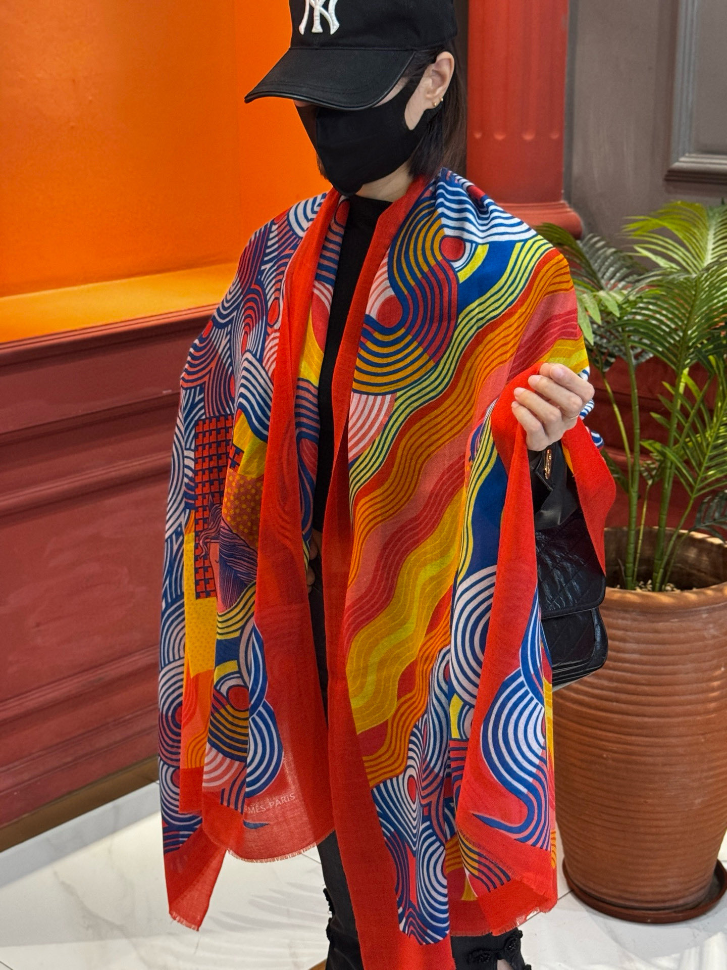 会发光发亮的围巾 新款🆕🏇🏇买了都说好看‼️推荐💕顶级工艺超值‼️爱马仕专柜爆款🎁💟立体呈现图案纹路实物