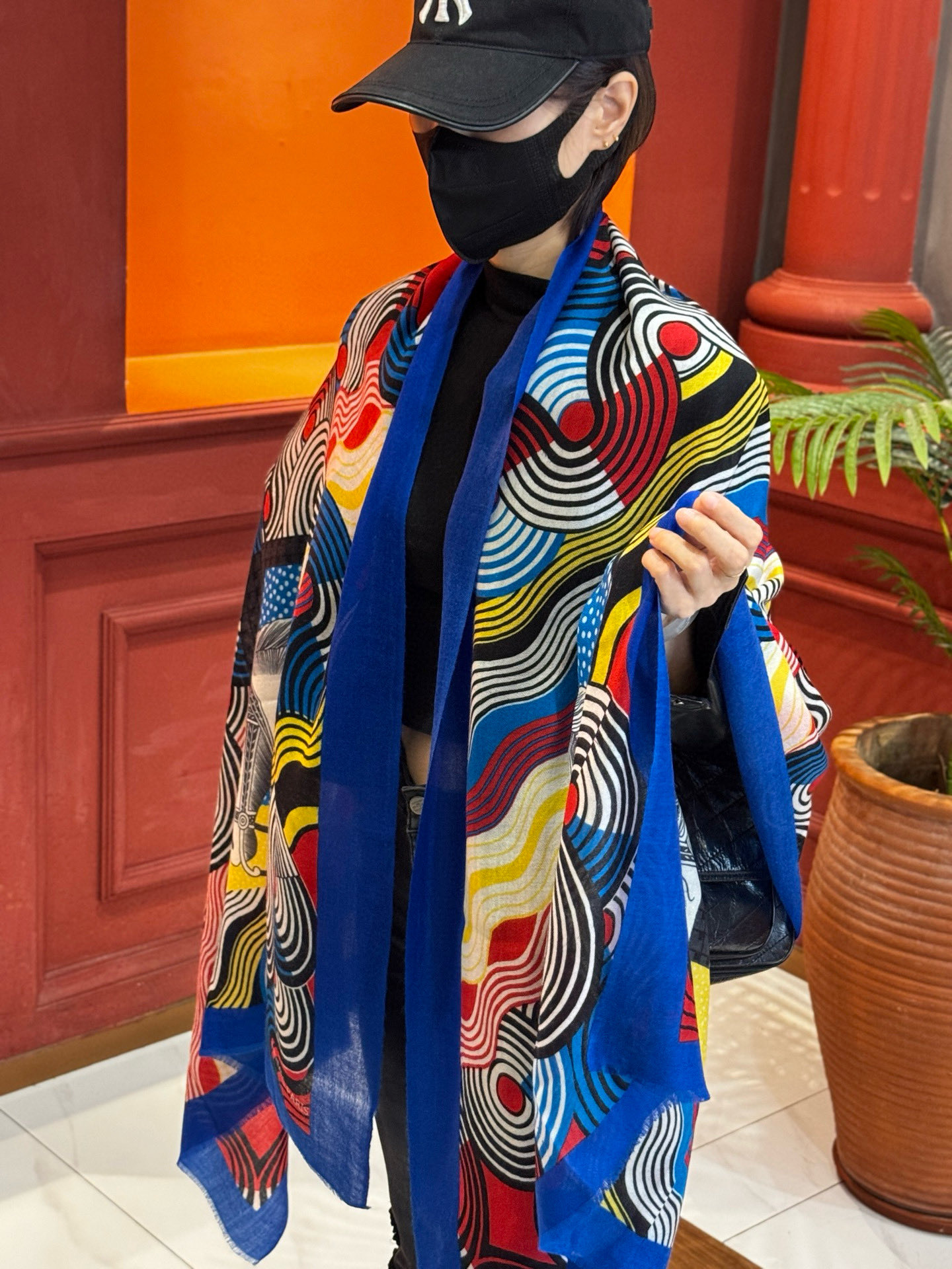 会发光发亮的围巾 新款🆕🏇🏇买了都说好看‼️推荐💕顶级工艺超值‼️爱马仕专柜爆款🎁💟立体呈现图案纹路实物