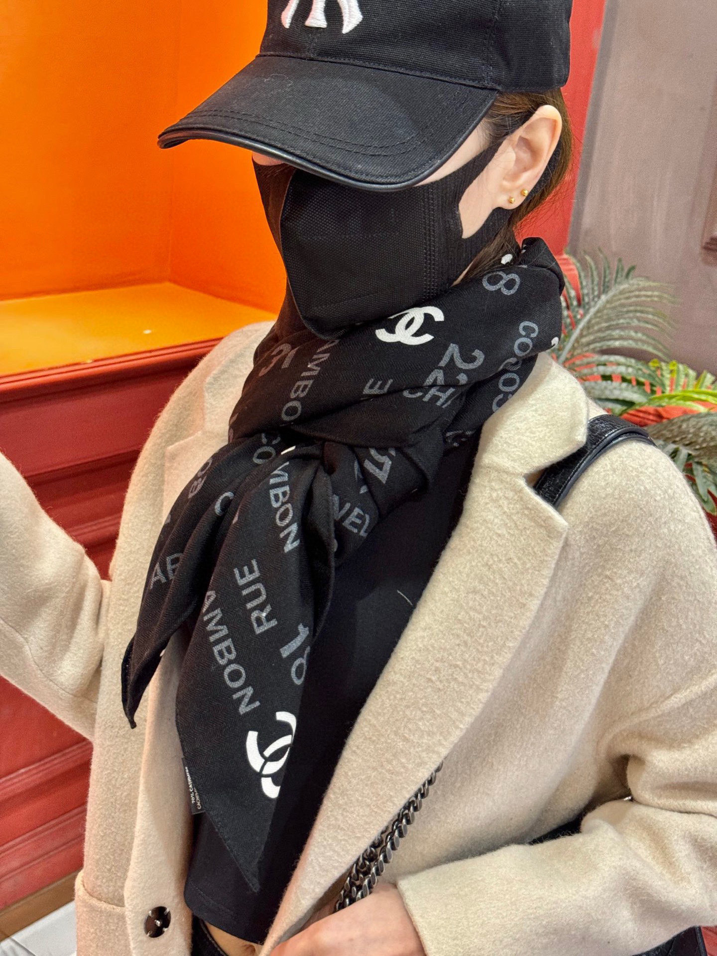 【升级双面同色 加密面料】 上新❤️ 140*140台版印花 黑白二色 高级都市新贵！山茶花的再一次邂逅