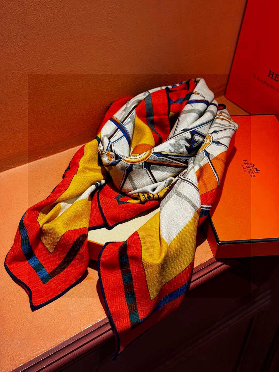 ❄️【双面同色】原单爱马仕140cm丝绒方巾💕 《平衡马车》，没有体验过野村大辅的豪华马车，就不算拥有丰