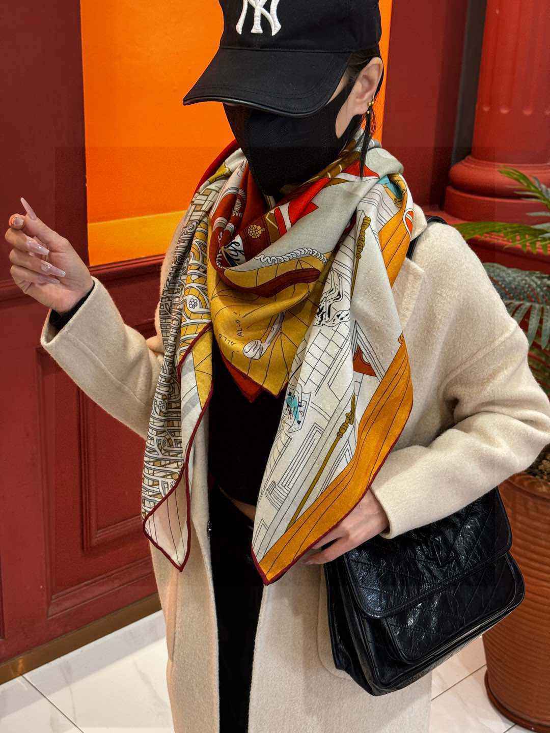 💟上新💞｛24号之谜｝羊绒大方巾[双面同色140]手工卷边H家是创意和作品故事的无限源泉，每季皆推出全新