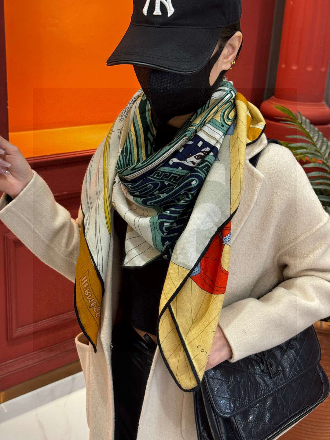 💟上新💞｛24号之谜｝羊绒大方巾[双面同色140]手工卷边H家是创意和作品故事的无限源泉，每季皆推出全新