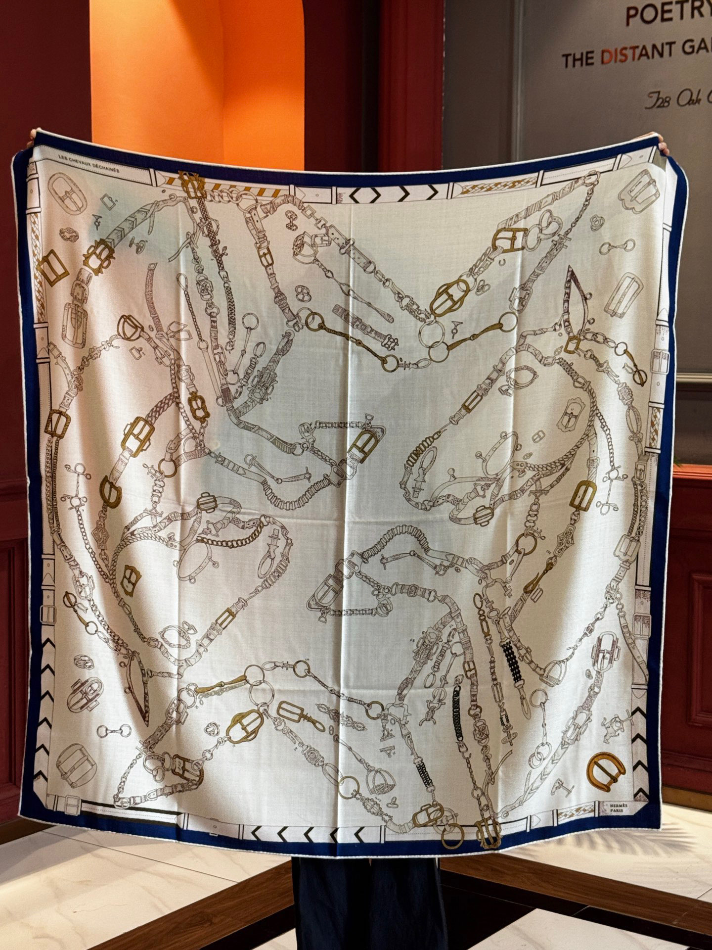 羊绒新款🆕👏👏买了都说好看‼️推荐💕爱马仕双面同色羊绒方巾【跃动的马儿双面同色140】，顶级工艺超值‼️