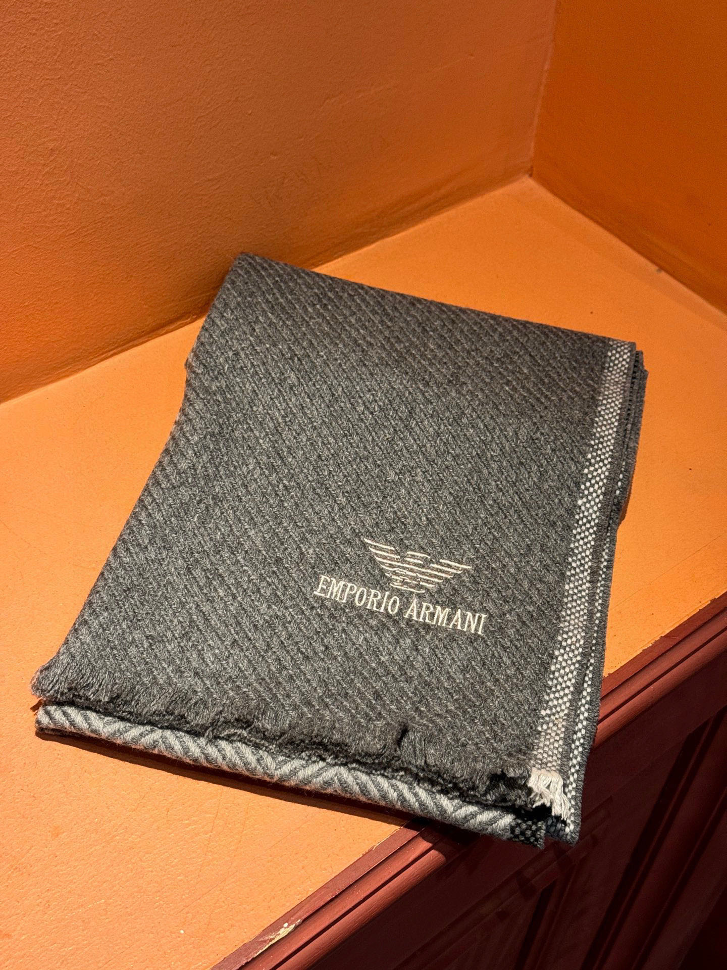 EMPORIO ARMANI。EA阿玛尼。秋冬新品，男士羊绒围巾。，无敌贴身质感，弹力极好，超级搭配王，
