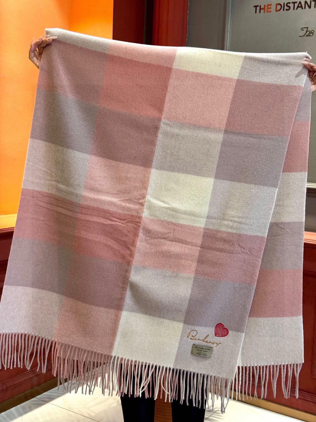 【B手抄体桃心】‼️ 限量版👍👍绝对的美化了心的设计🔝🔝，超级无敌的硬核，🔥🔥🔥从外商去年疫情前寄版下来