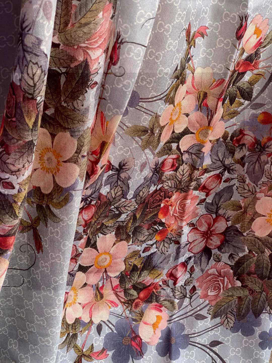 💟秀外慧中，美到过分❗️上身效果疯狂的喜欢❗️Gucci New~300支高端戒指绒！真心美爆了的设计，