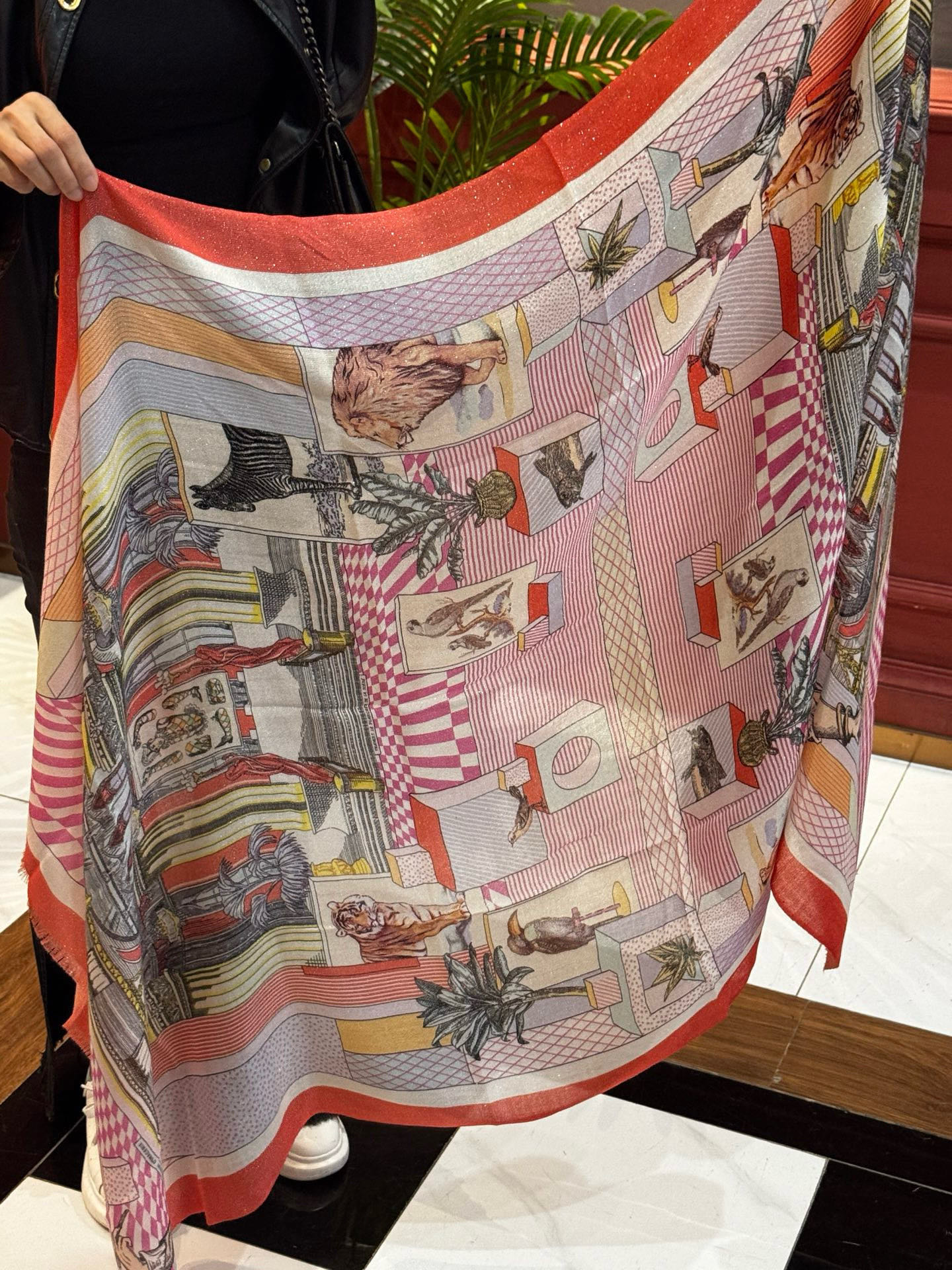 会发光发亮的围巾 爱马仕 专柜同步 买了都说好看羊绒印花‼️推荐💕顶级工艺超值‼️爱马仕专柜爆款🎁🎁羊绒