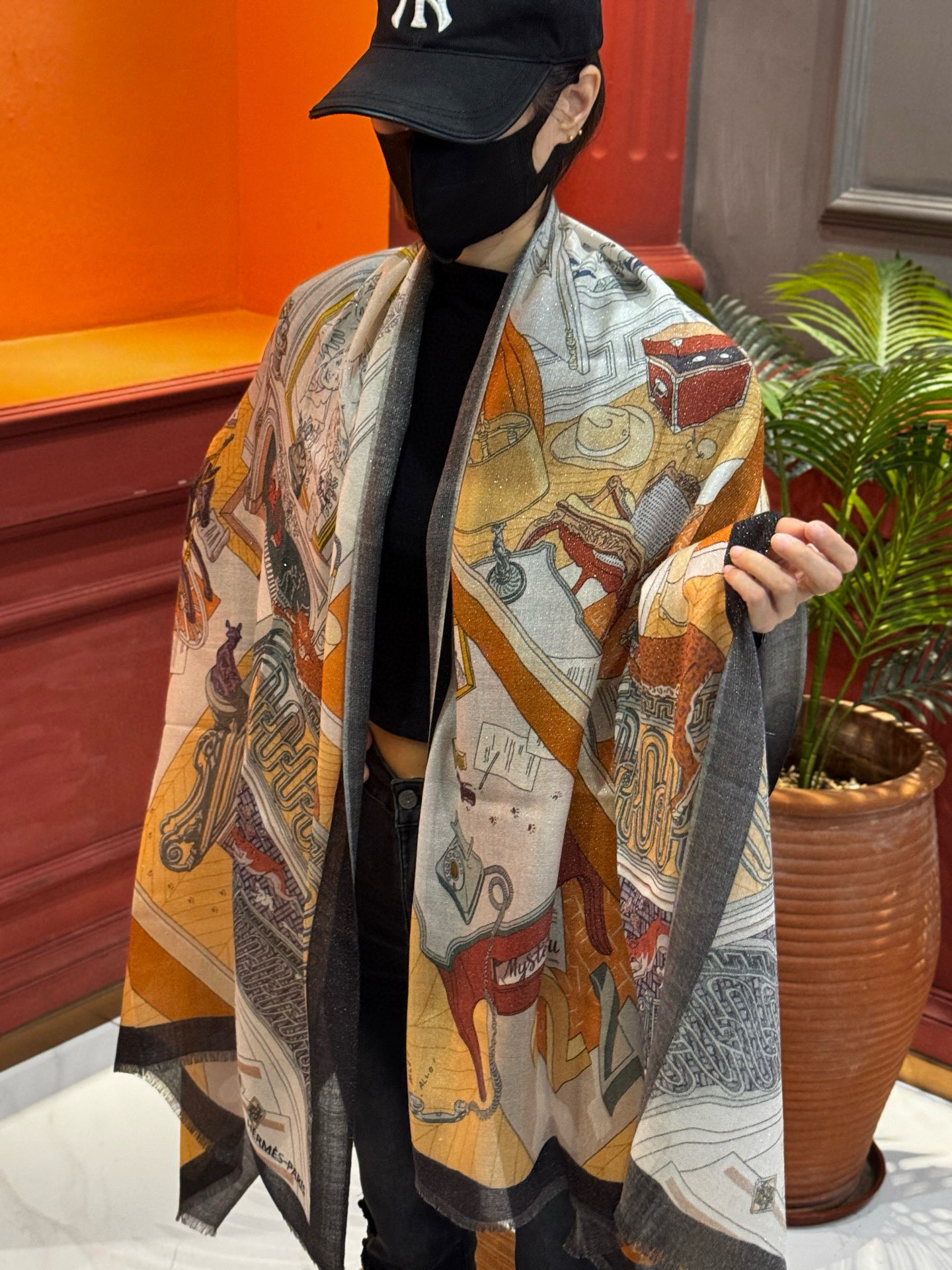 会发光发亮的围巾 爱马仕 专柜同步 买了都说好看羊绒印花‼️推荐💕顶级工艺超值‼️爱马仕专柜爆款🎁🎁羊绒