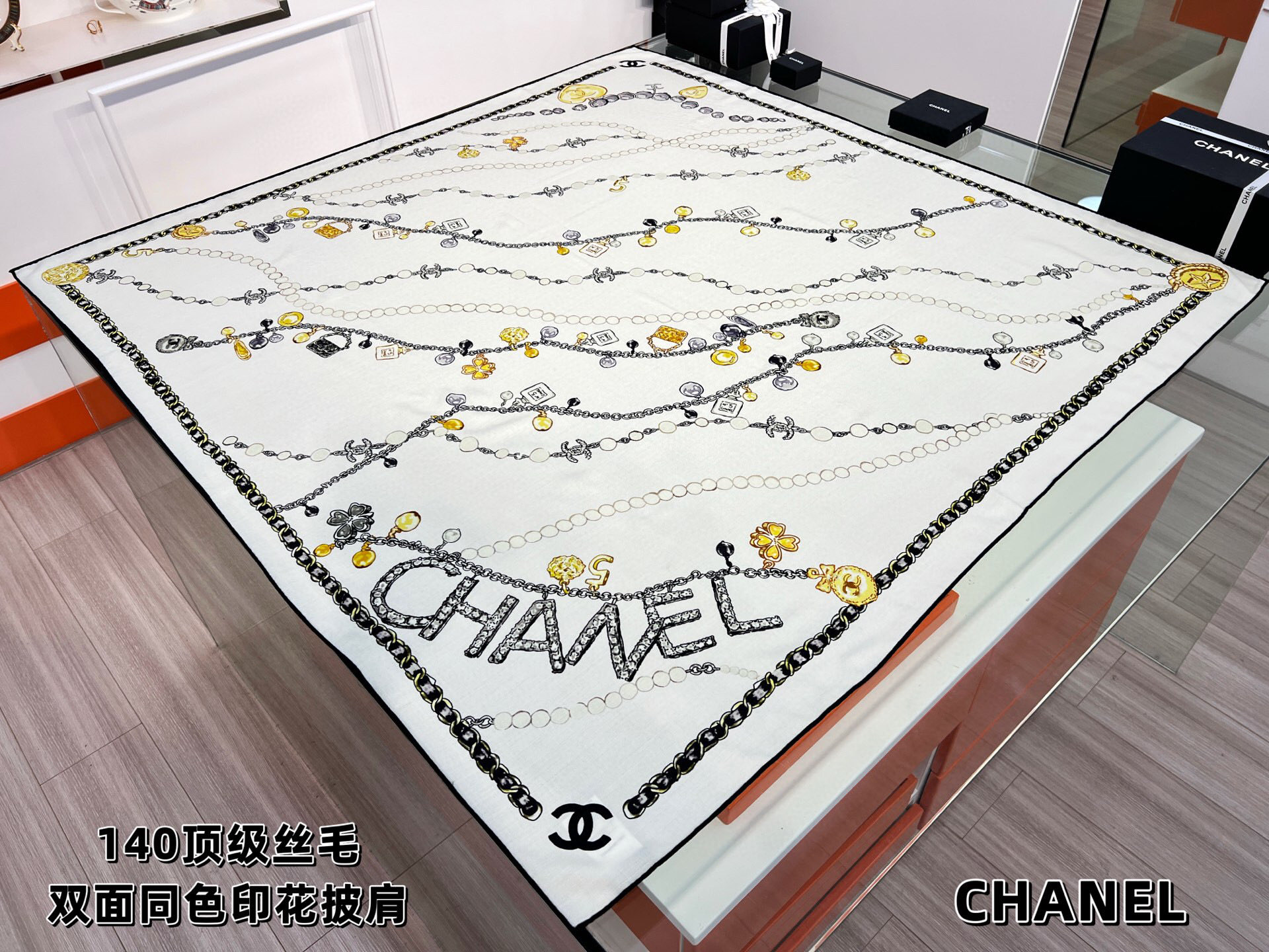 Chanel ~25秋冬新品～“珠光宝气”【140双面丝毛披肩】手工卷边丝毛方巾（30%桑蚕丝70%羊毛