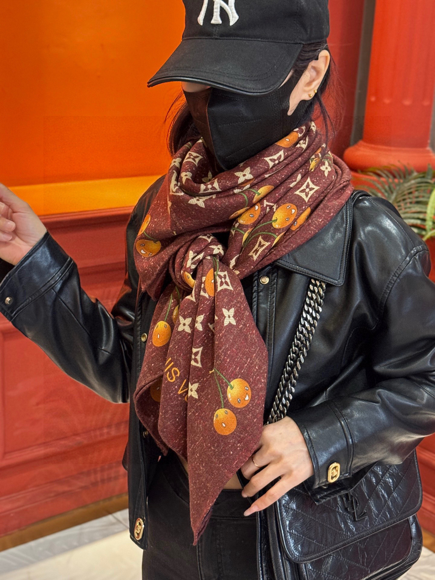 LV X TM MONOGRAMCERISE 140丝毛方巾【140双面丝毛同色】LV × TM Mon