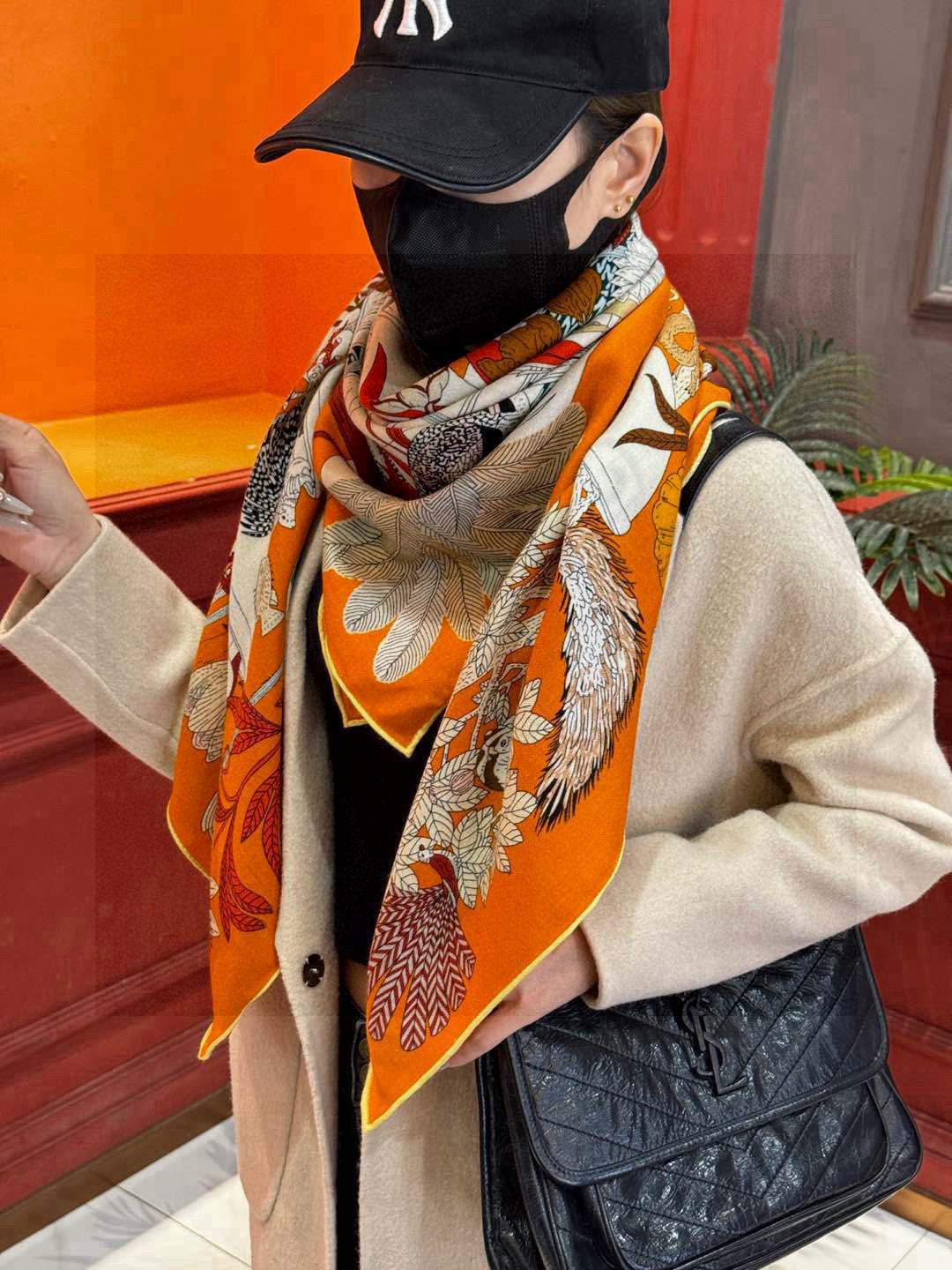 羊绒新款🆕👏买了都说好看‼️推荐💕爱马仕双面同色羊绒方巾，【奇珍乐园双面同色140】顶级工艺超值‼️爱马