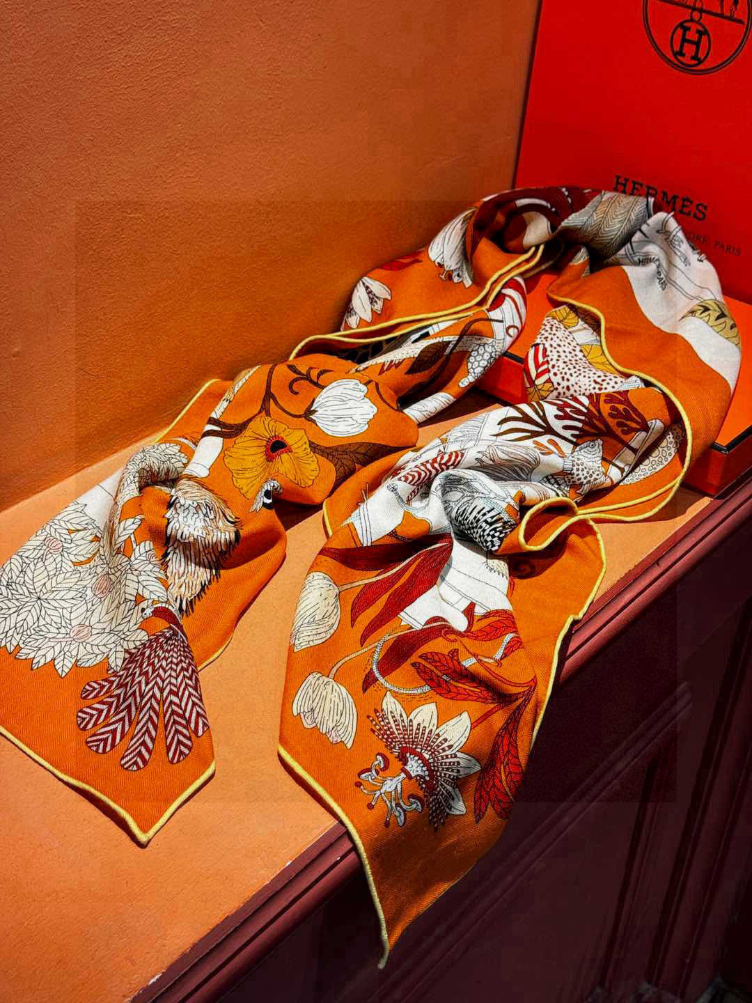 羊绒新款🆕👏买了都说好看‼️推荐💕爱马仕双面同色羊绒方巾，【奇珍乐园双面同色140】顶级工艺超值‼️爱马