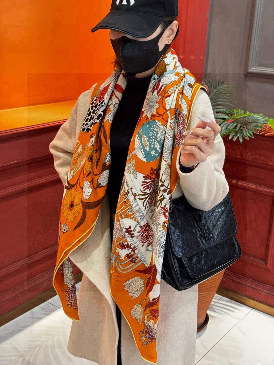 羊绒新款🆕👏买了都说好看‼️推荐💕爱马仕双面同色羊绒方巾，【奇珍乐园双面同色140】顶级工艺超值‼️爱马