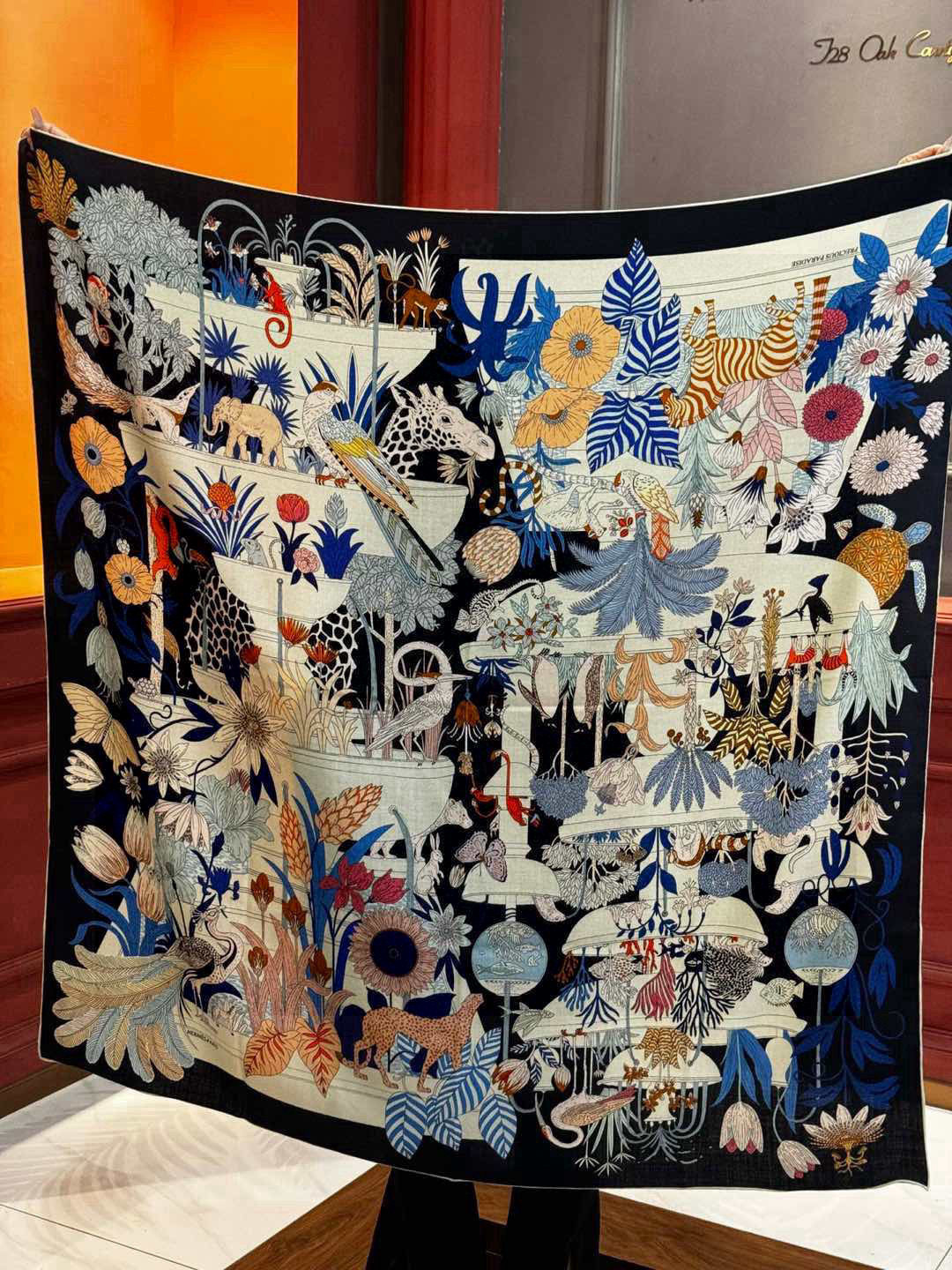 羊绒新款🆕👏买了都说好看‼️推荐💕爱马仕双面同色羊绒方巾，【奇珍乐园双面同色140】顶级工艺超值‼️爱马