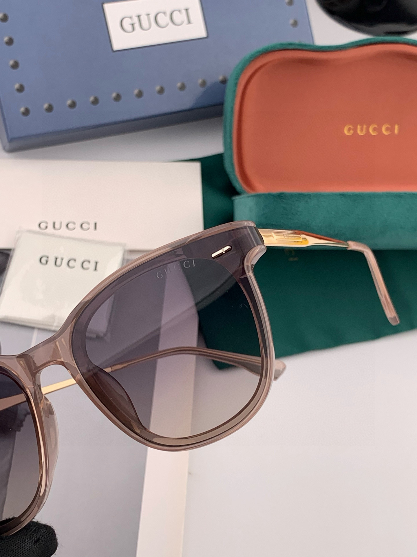 🔺 【GUCCI】2025开春新款 潮流爆款 时尚方框偏光太阳镜 高品质 佩戴舒适 网红潮款墨镜 女士高