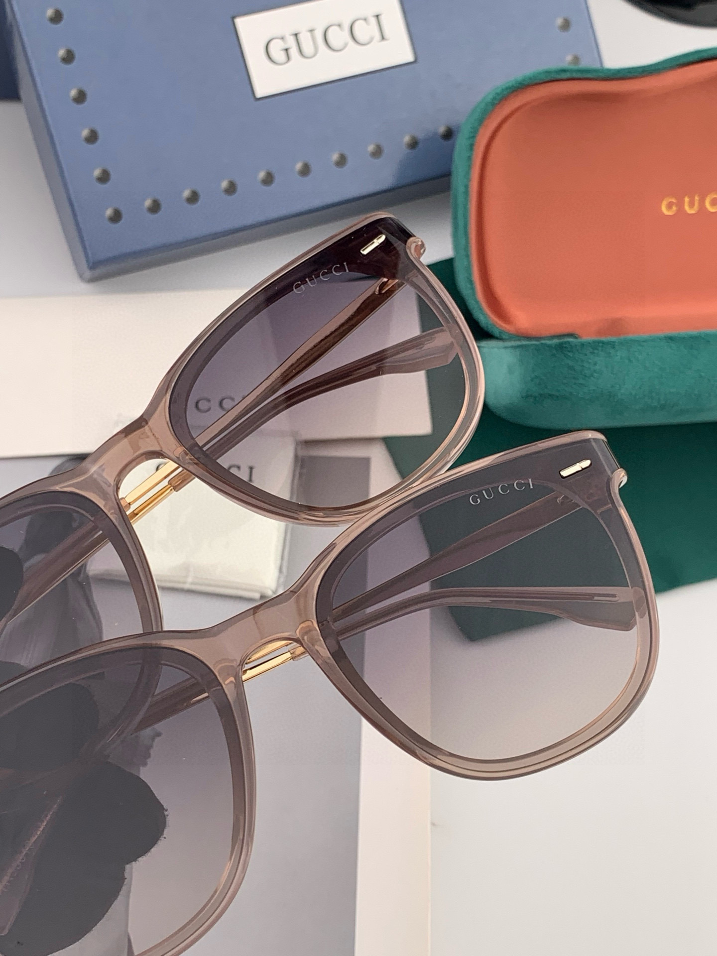 🔺 【GUCCI】2025开春新款 潮流爆款 时尚方框偏光太阳镜 高品质 佩戴舒适 网红潮款墨镜 女士高