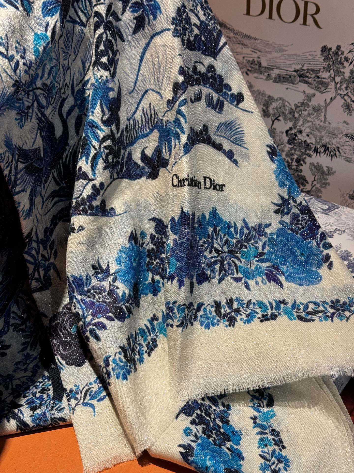 ✨✨【金银丝款】Dior专柜款～就是告诉大家这款必须收～上新🆕❤️ 新款长羊绒😍专柜同步🌈✨这个size