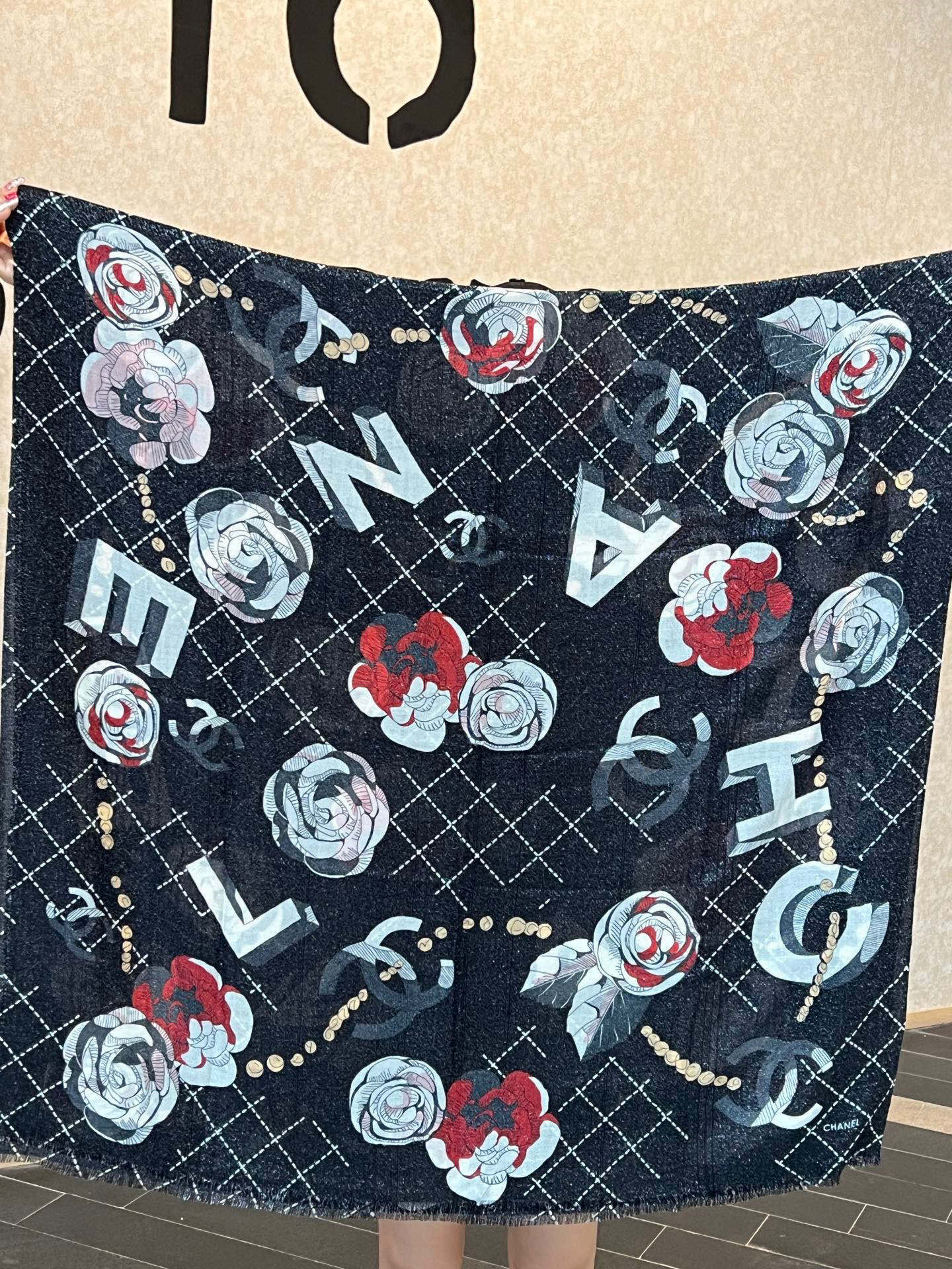 会发光发亮的围巾 💄💋新款客供亮片💖羊绒面料长巾 😘美翻了[流泪]【彩色山茶花银线长巾】御用殿堂级极‼️