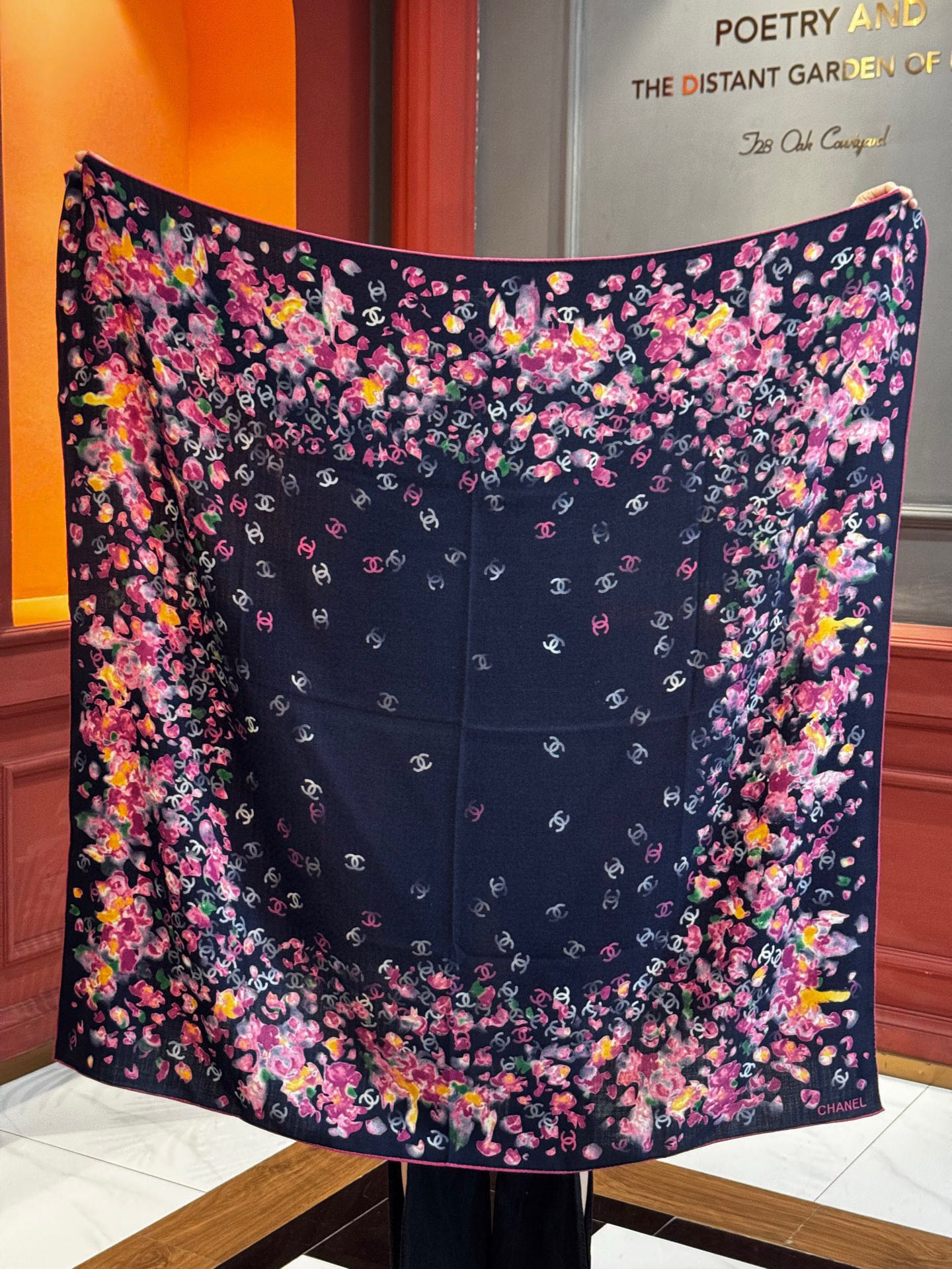 🌸·春日碎花20。 Chanel 140丝毛双面披肩25新款碎花花披肩超级有氛围感135*135cm的大