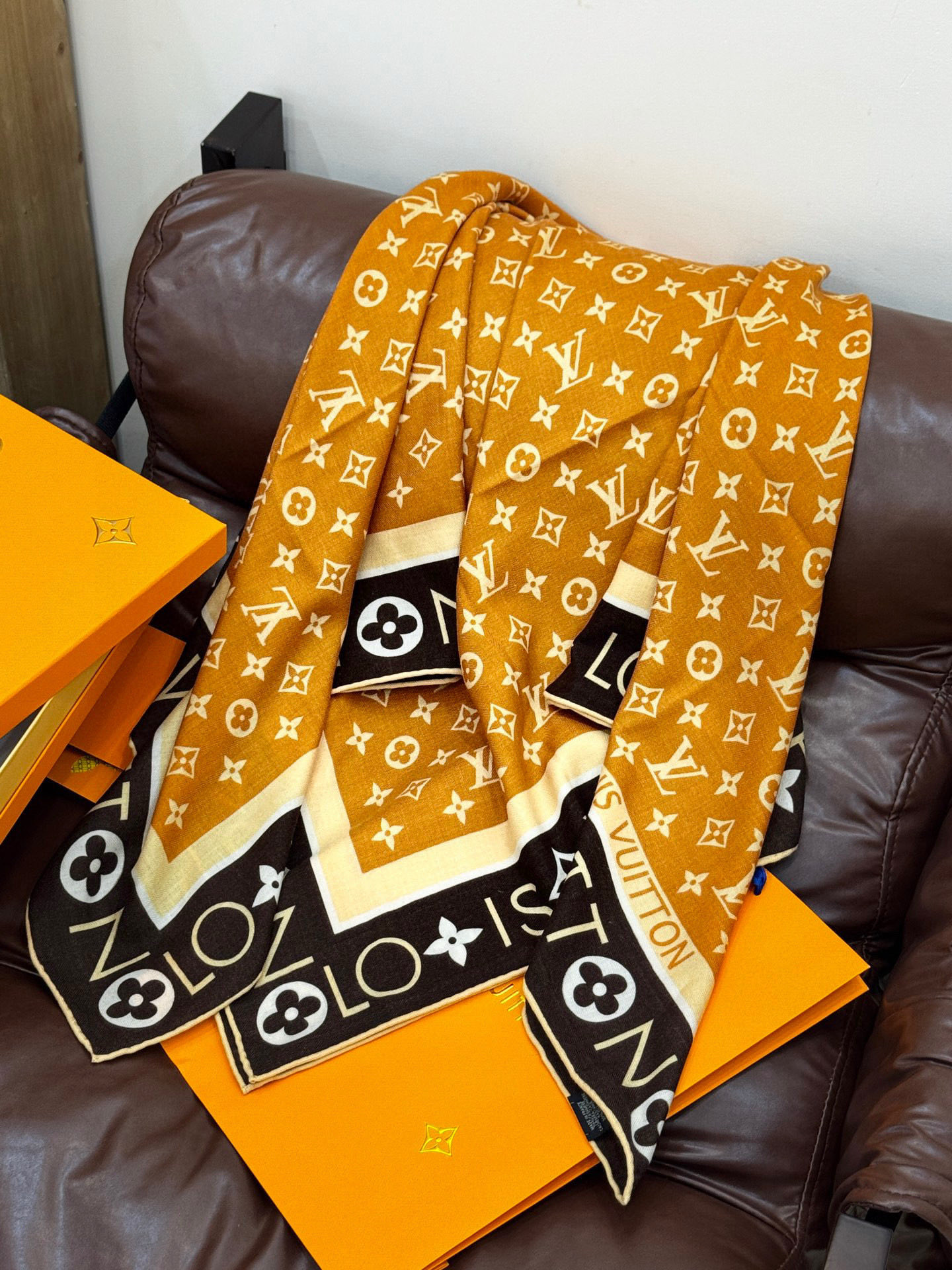 MONOGRAM INFINITY 140丝毛方巾【140顶级丝毛双面同色】Monogram Infin