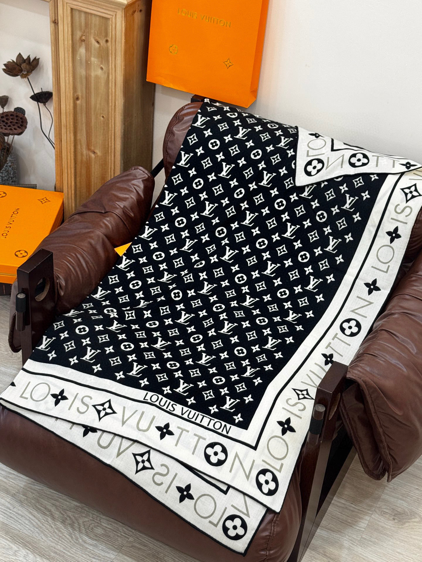MONOGRAM INFINITY 140丝毛方巾【140顶级丝毛双面同色】Monogram Infin