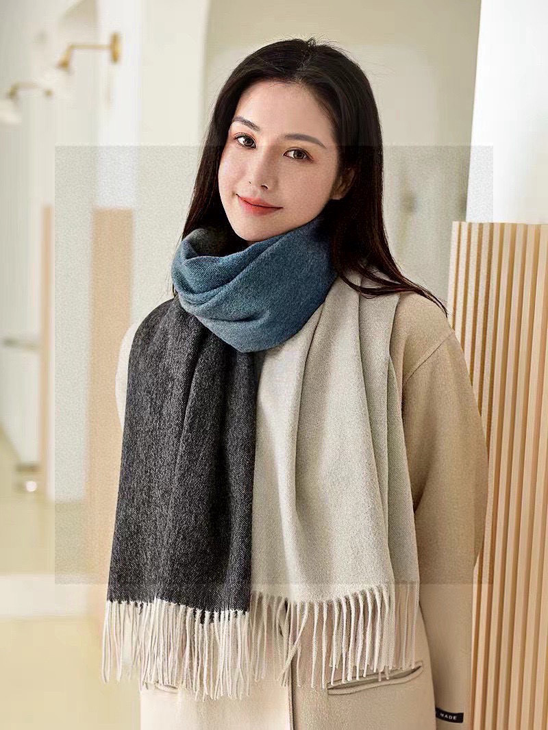 ✨✨太美了😍 爱马仕 情侣款 美到要尖叫😱专柜最新款🎊英伦欧美范儿「多色渐变」又是一款即时尚又实用的大围