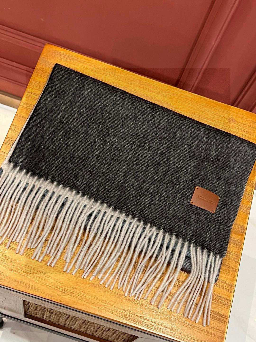 ✨✨太美了😍 爱马仕 情侣款 美到要尖叫😱专柜最新款🎊英伦欧美范儿「多色渐变」又是一款即时尚又实用的大围