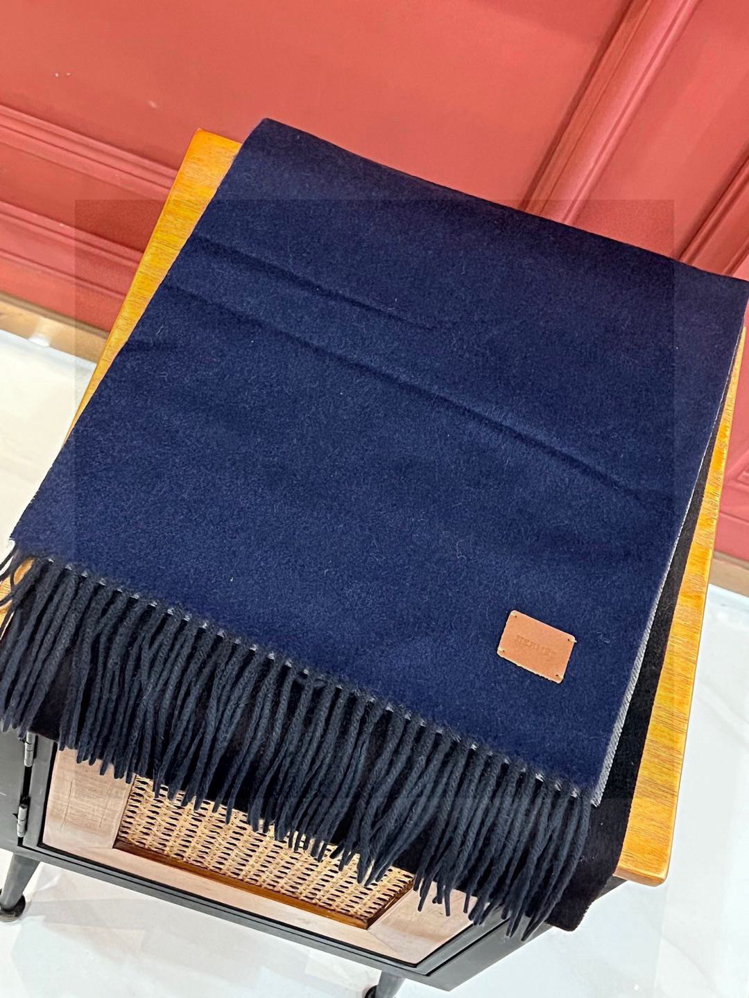 ✨✨太美了😍 爱马仕 情侣款 美到要尖叫😱专柜最新款🎊英伦欧美范儿「多色渐变」又是一款即时尚又实用的大围