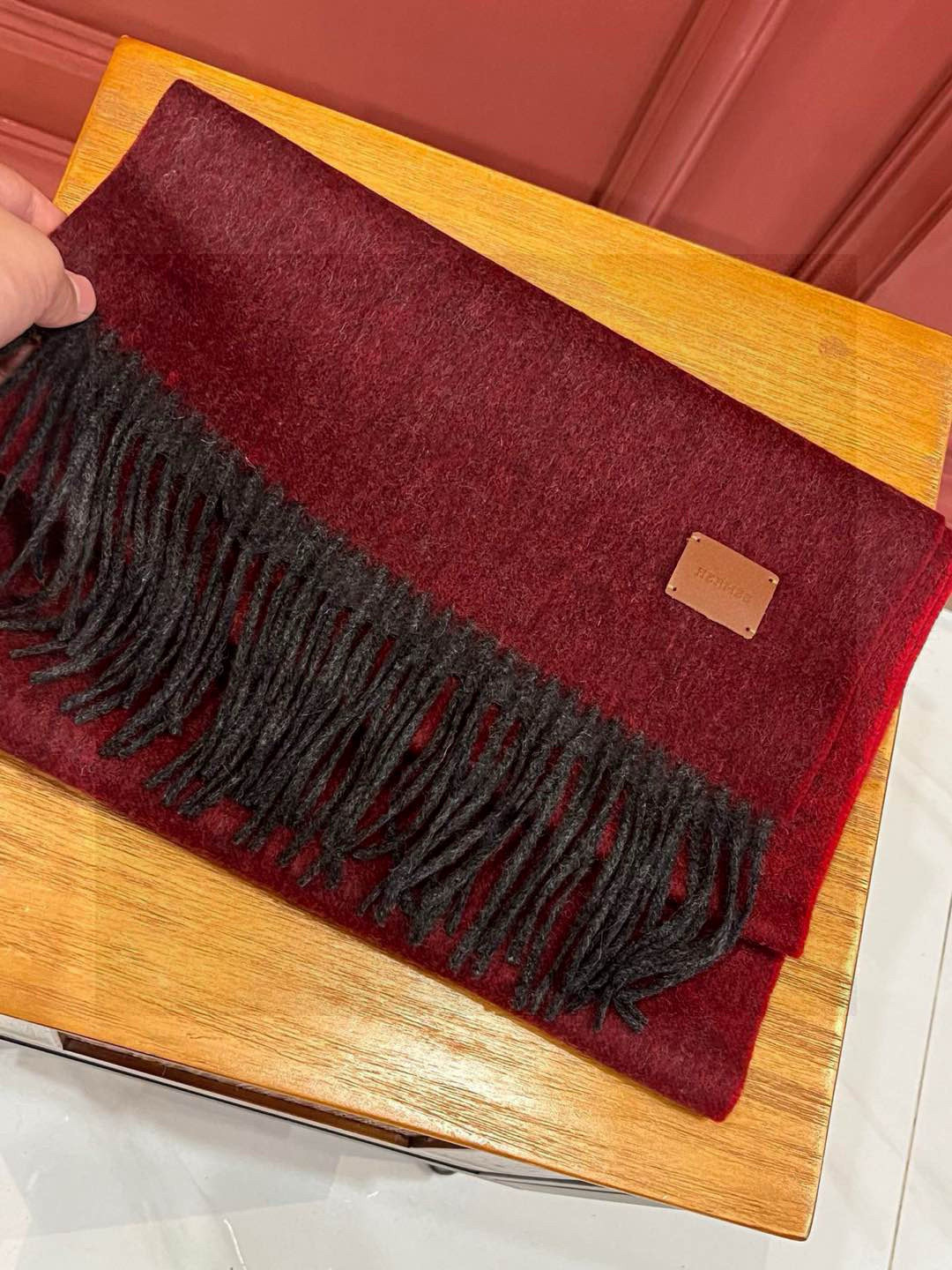 ✨✨太美了😍 爱马仕 情侣款 美到要尖叫😱专柜最新款🎊英伦欧美范儿「多色渐变」又是一款即时尚又实用的大围