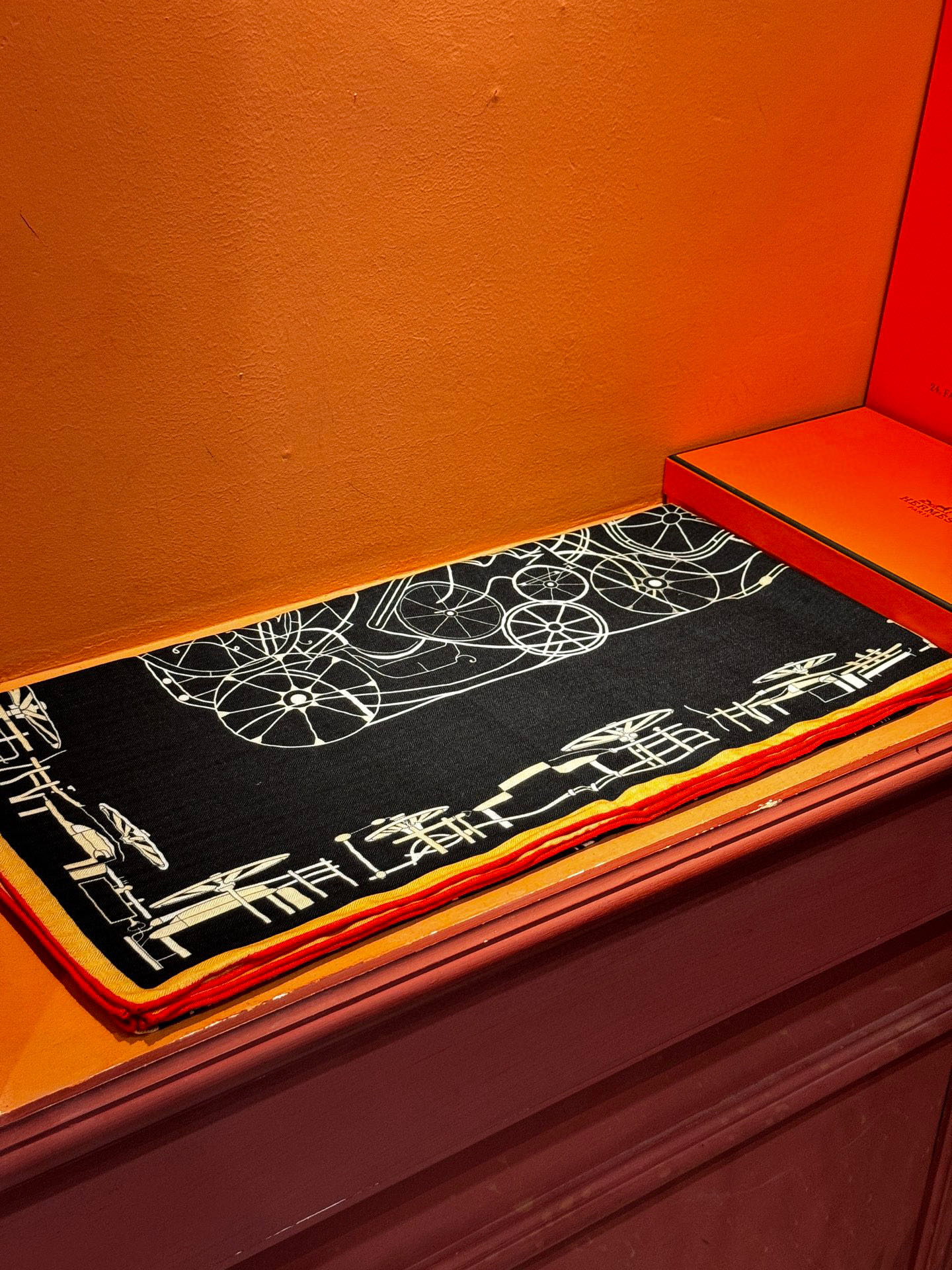 ✨✨HERMES 牛逼爆款 双面同色【马术的错综交叠140】【绝对顶级品质】💣超值回馈🎀绝对会尖叫的专柜