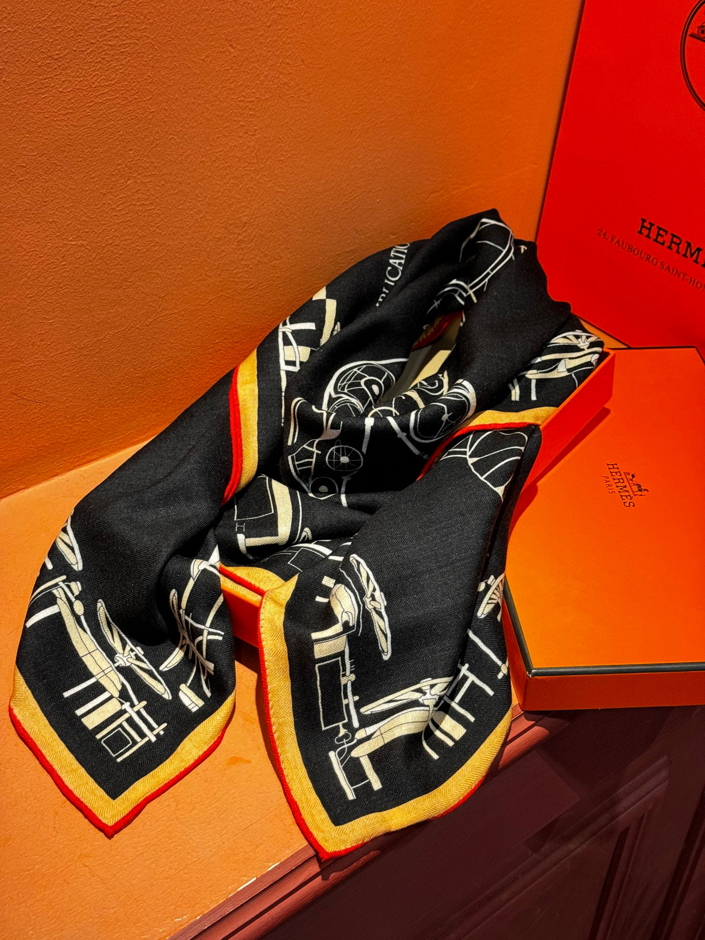 ✨✨HERMES 牛逼爆款 双面同色【马术的错综交叠140】【绝对顶级品质】💣超值回馈🎀绝对会尖叫的专柜