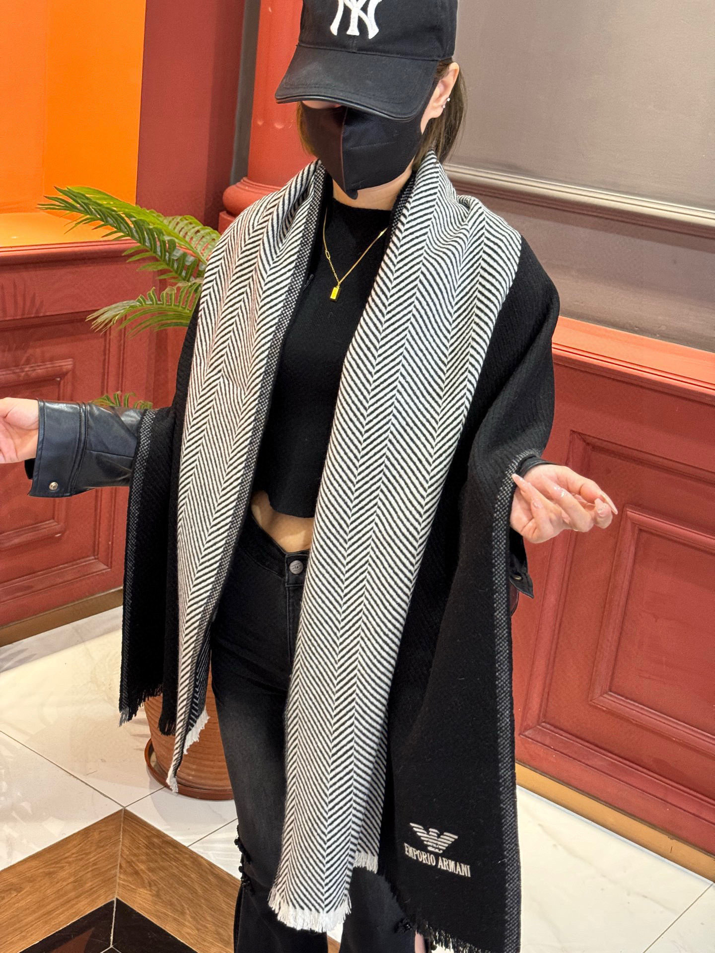 EMPORIO ARMANI。EA阿玛尼。秋冬新品，男士羊绒围巾。，无敌贴身质感，弹力极好，超级搭配王，