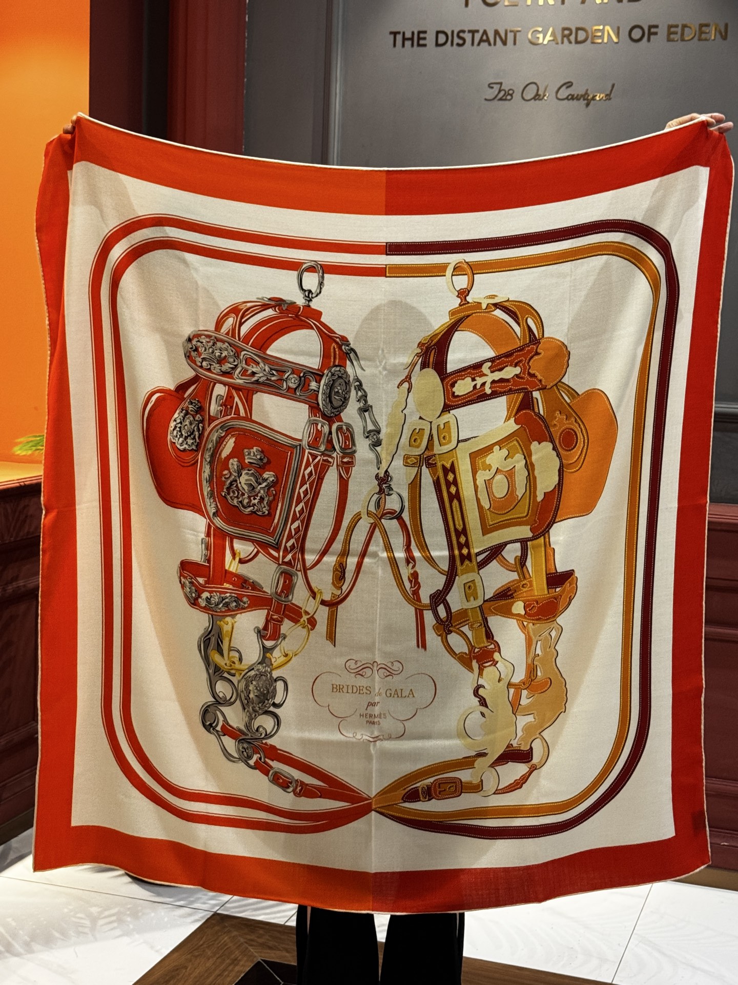 羊绒新款🆕🏇🏇买了都说好看‼️推荐💕【华丽的缰辔双面同色140】羊绒方巾，顶级工艺超值‼️爱马仕专柜爆款