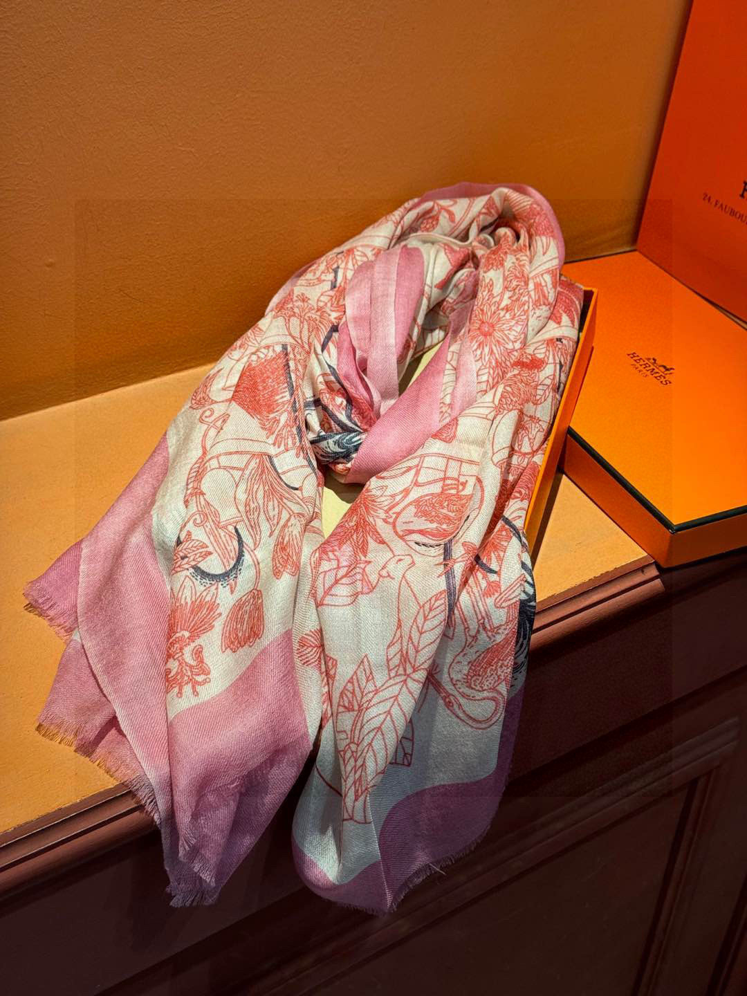 专柜同步 Hermes家买了都说好看【珍奇乐园羊绒长巾】‼️推荐💕顶级工艺超值‼️爱马仕专柜爆款🎁🎁羊绒