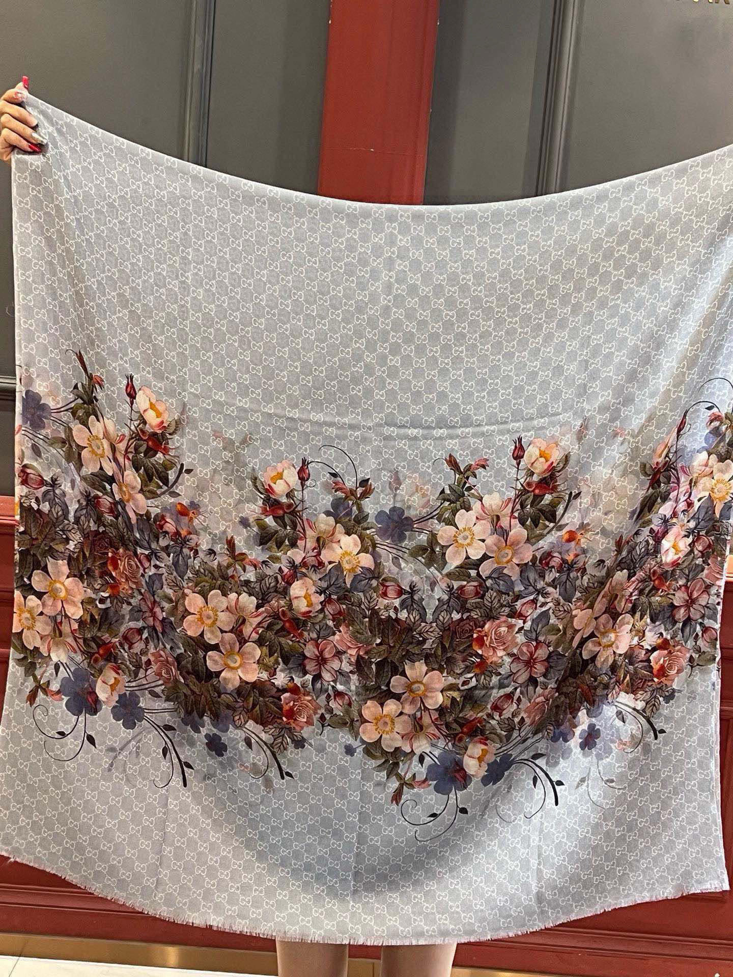 💟秀外慧中，美到过分❗️上身效果疯狂的喜欢❗️Gucci New~300支高端戒指绒！真心美爆了的设计，