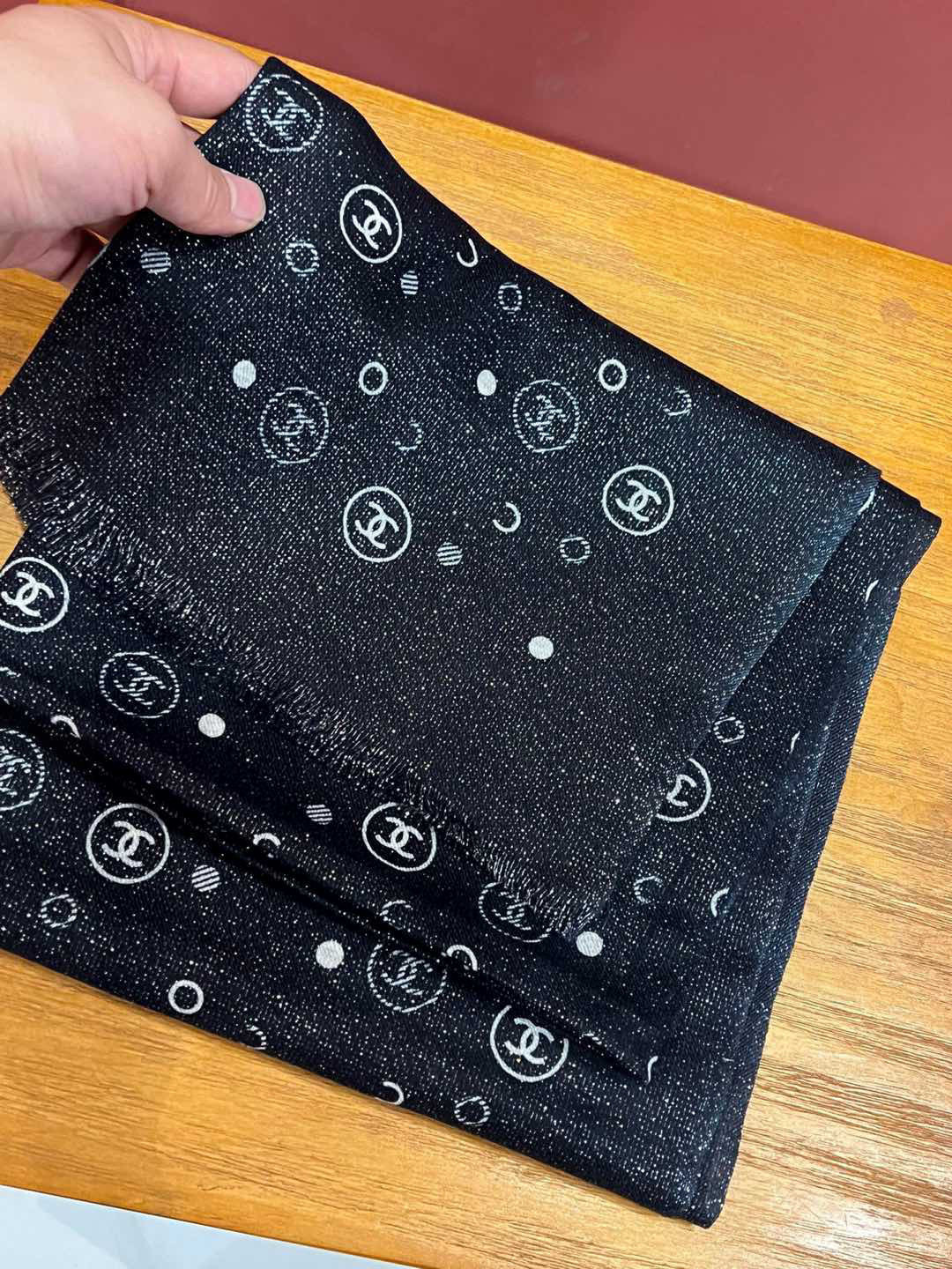 会发光发亮的围巾 💄💋新款客供银线💖羊绒面料长巾 😘美翻了[流泪]【银线心愿锁长巾】御用殿堂级极‼️新款