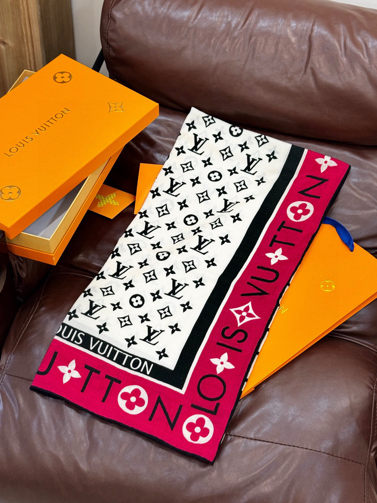 MONOGRAM INFINITY 140丝毛方巾【140顶级丝毛双面同色】Monogram Infin