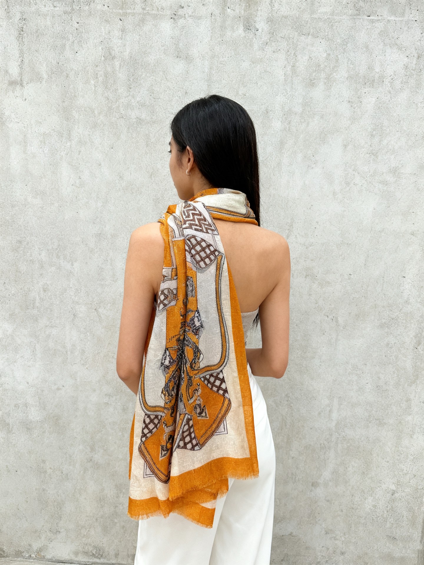 会发光发亮的围巾 羊绒新款🆕👏买了都说好看‼️推荐💕爱马仕羊绒方巾，顶级工艺超值‼️爱马仕专柜爆款🎁💟立