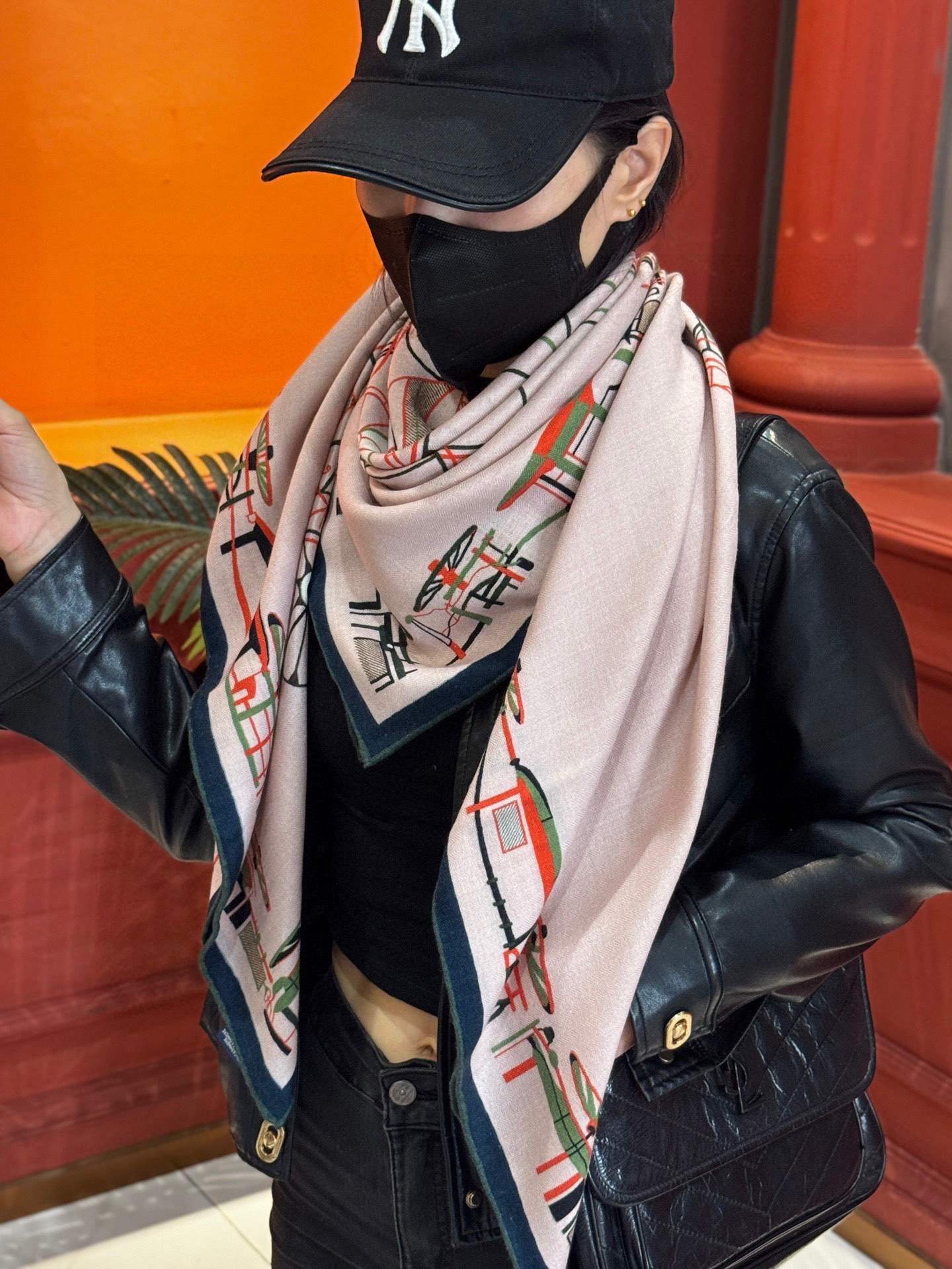 ✨✨HERMES 牛逼爆款 双面同色【马术的错综交叠140】【绝对顶级品质】💣超值回馈🎀绝对会尖叫的专柜