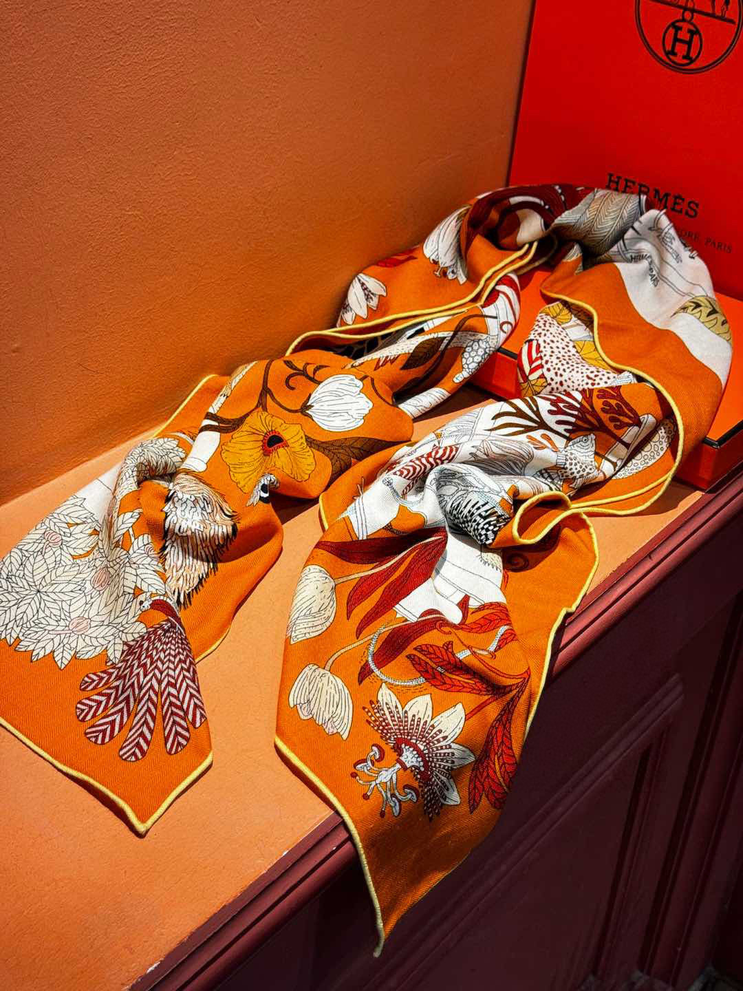 羊绒新款🆕👏买了都说好看‼️推荐💕爱马仕双面同色羊绒方巾，【奇珍乐园双面同色140】顶级工艺超值‼️爱马