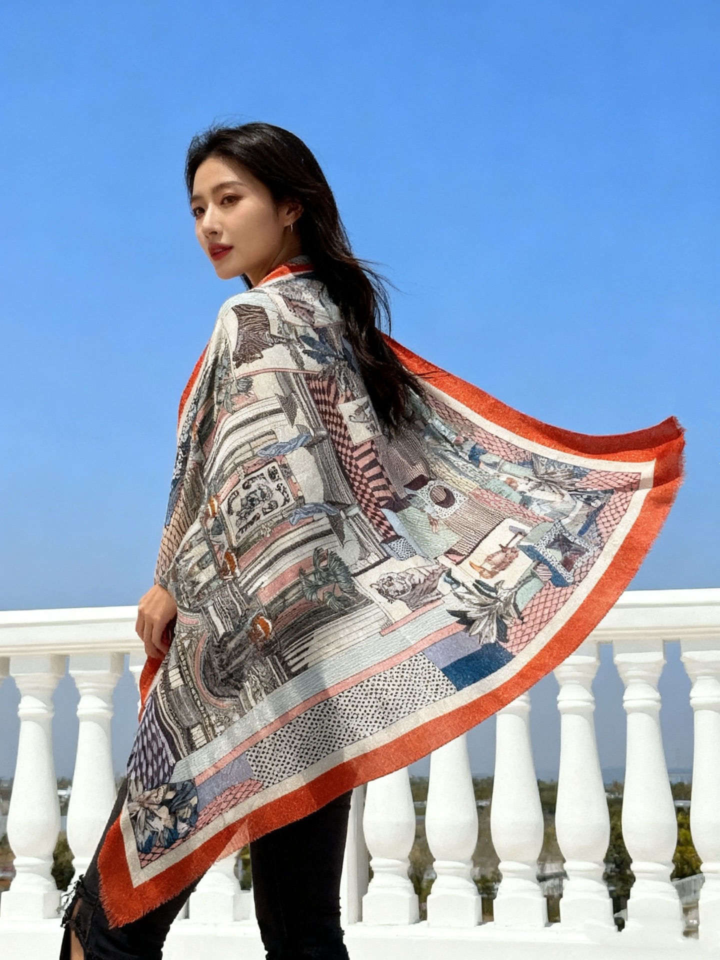 会发光发亮的围巾 爱马仕 专柜同步 买了都说好看羊绒印花‼️推荐💕顶级工艺超值‼️爱马仕专柜爆款🎁🎁羊绒