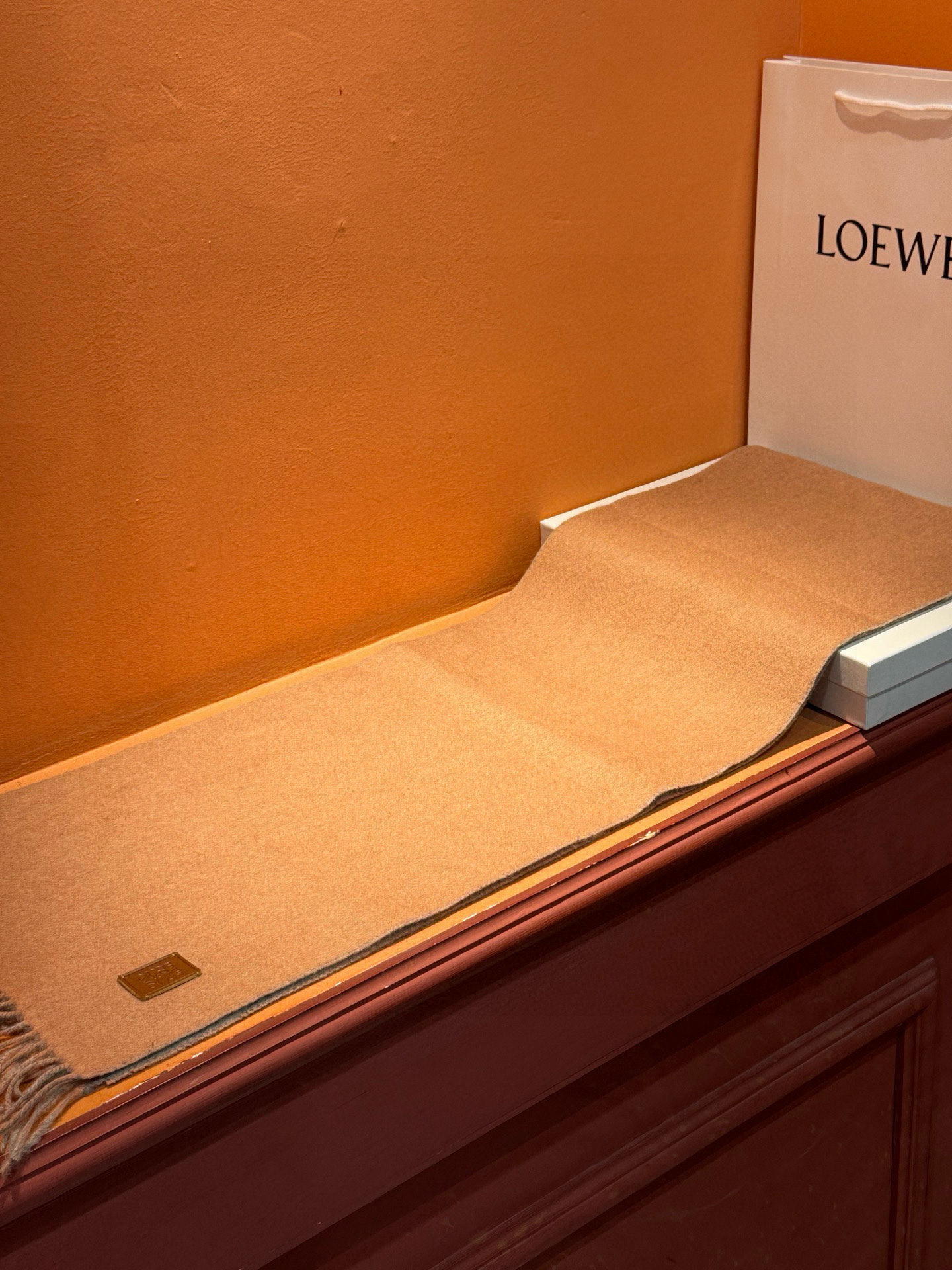 ✨✨太美了😍罗意威 情侣款 美到要尖叫😱专柜最新款🎊英伦欧美范儿 又是一款即时尚又实用的大围巾&长巾，🎆