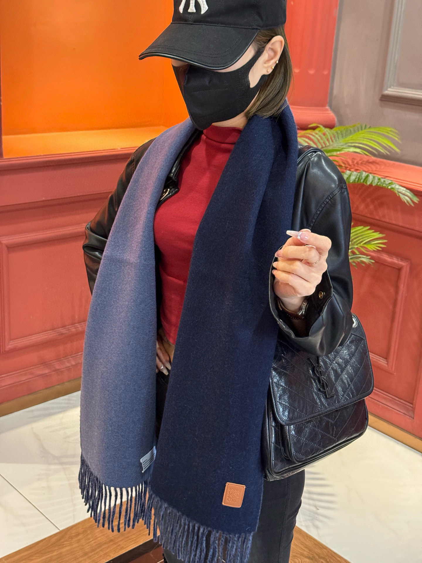 ✨✨太美了😍罗意威 情侣款 美到要尖叫😱专柜最新款🎊英伦欧美范儿 又是一款即时尚又实用的大围巾&长巾，🎆