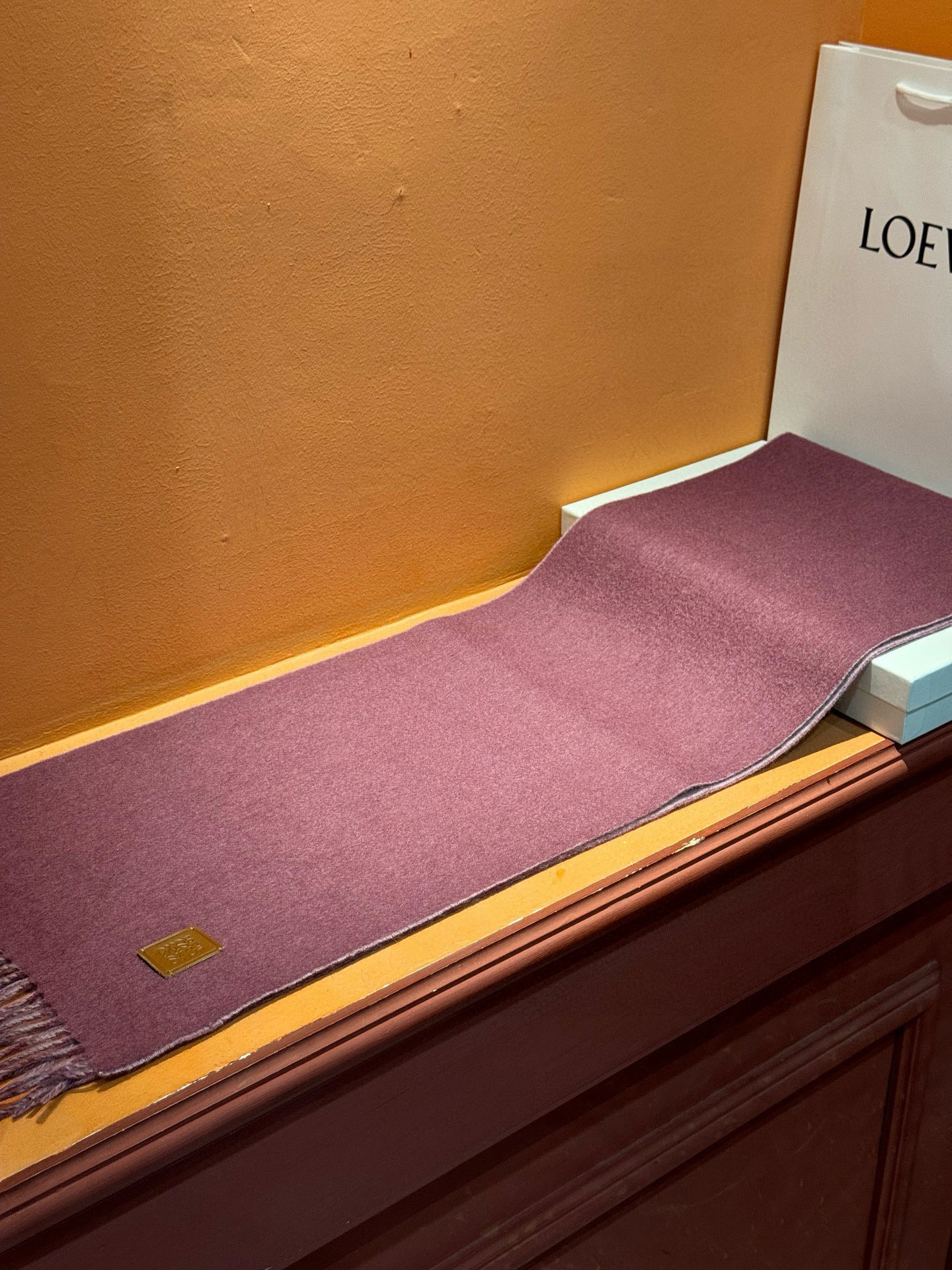 ✨✨太美了😍罗意威 情侣款 美到要尖叫😱专柜最新款🎊英伦欧美范儿 又是一款即时尚又实用的大围巾&长巾，🎆