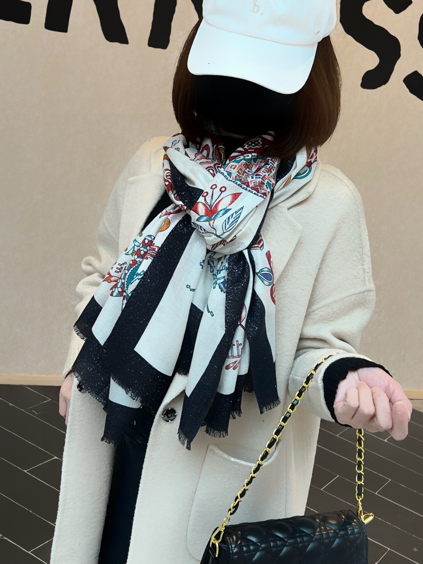 会发光发亮的围巾 爱马仕 专柜同步 买了都说好看羊绒印花‼️推荐💕顶级工艺超值‼️爱马仕专柜爆款🎁🎁羊绒