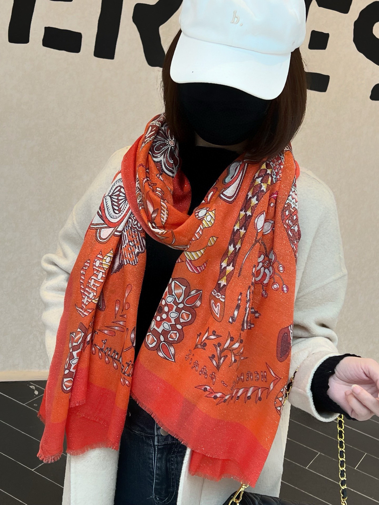 会发光发亮的围巾 爱马仕 专柜同步 买了都说好看羊绒印花‼️推荐💕顶级工艺超值‼️爱马仕专柜爆款🎁🎁羊绒