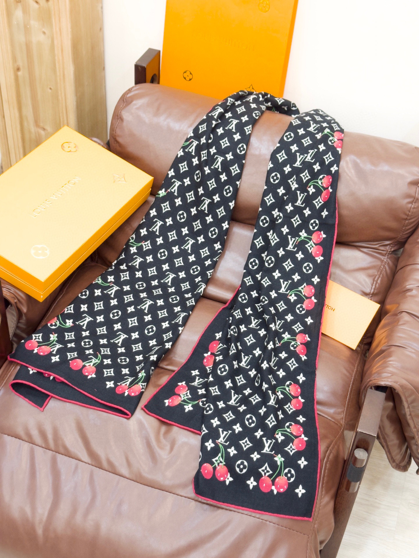 LV X TM MONOGRAMCERISE 【双面丝毛同色】LV × TM Monogram Ceri