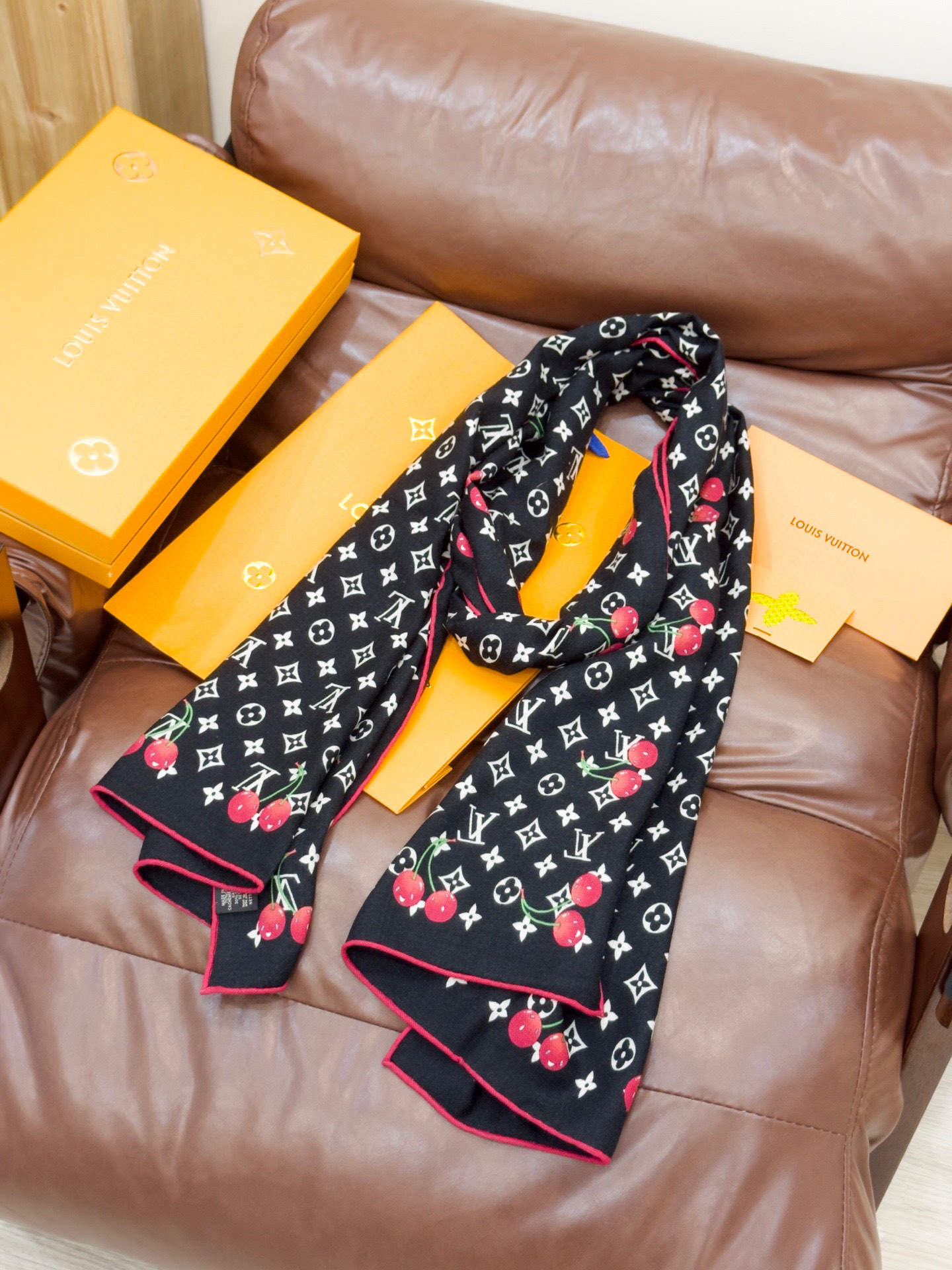 LV X TM MONOGRAMCERISE 【双面丝毛同色】LV × TM Monogram Ceri