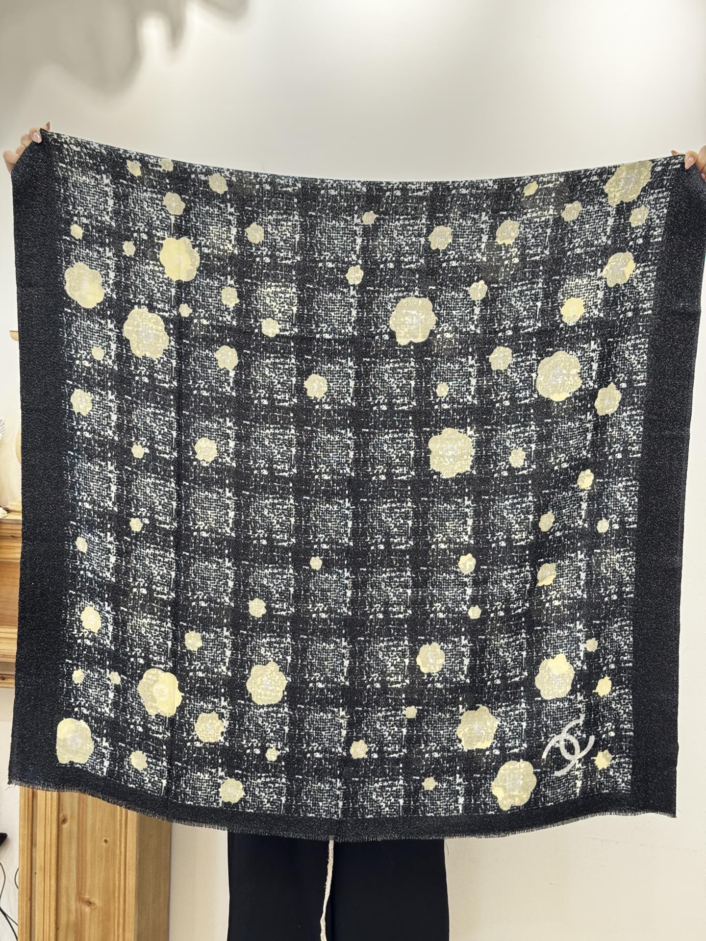 会发光发亮的围巾 💄💋新款客供亮片💖羊绒面料长巾 😘美翻了[流泪]【彩色山茶花银线长巾】御用殿堂级极‼️